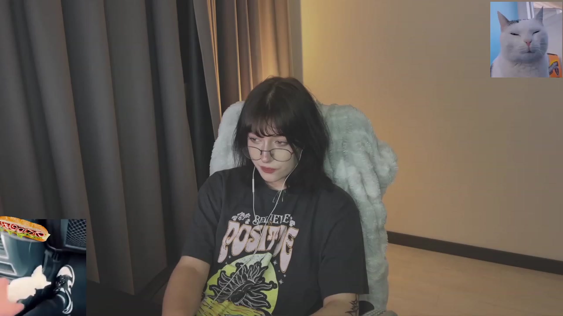Gallery image thumbnail from Licorice_Alia's myfreecams stream on, 06/10/2023, 24:52 image 19 of 20