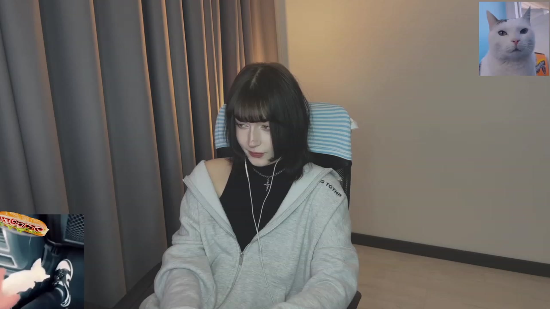 Gallery image thumbnail from Licorice_Alia's myfreecams stream on, 06/12/2023, 02:03 image 5 of 20