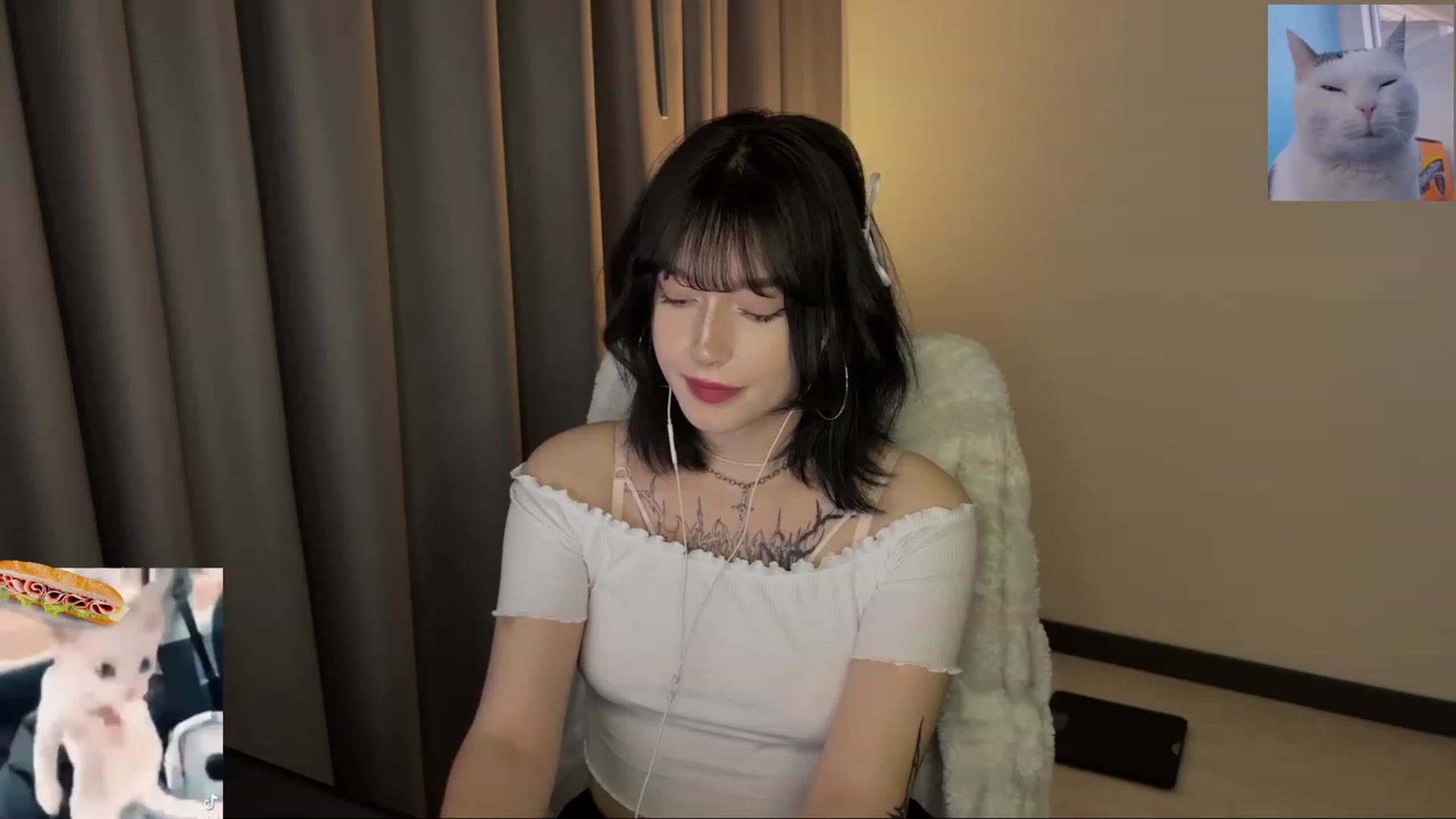 Gallery image thumbnail from Licorice_Alia's myfreecams stream on, 07/10/2023, 24:18 image 4 of 20
