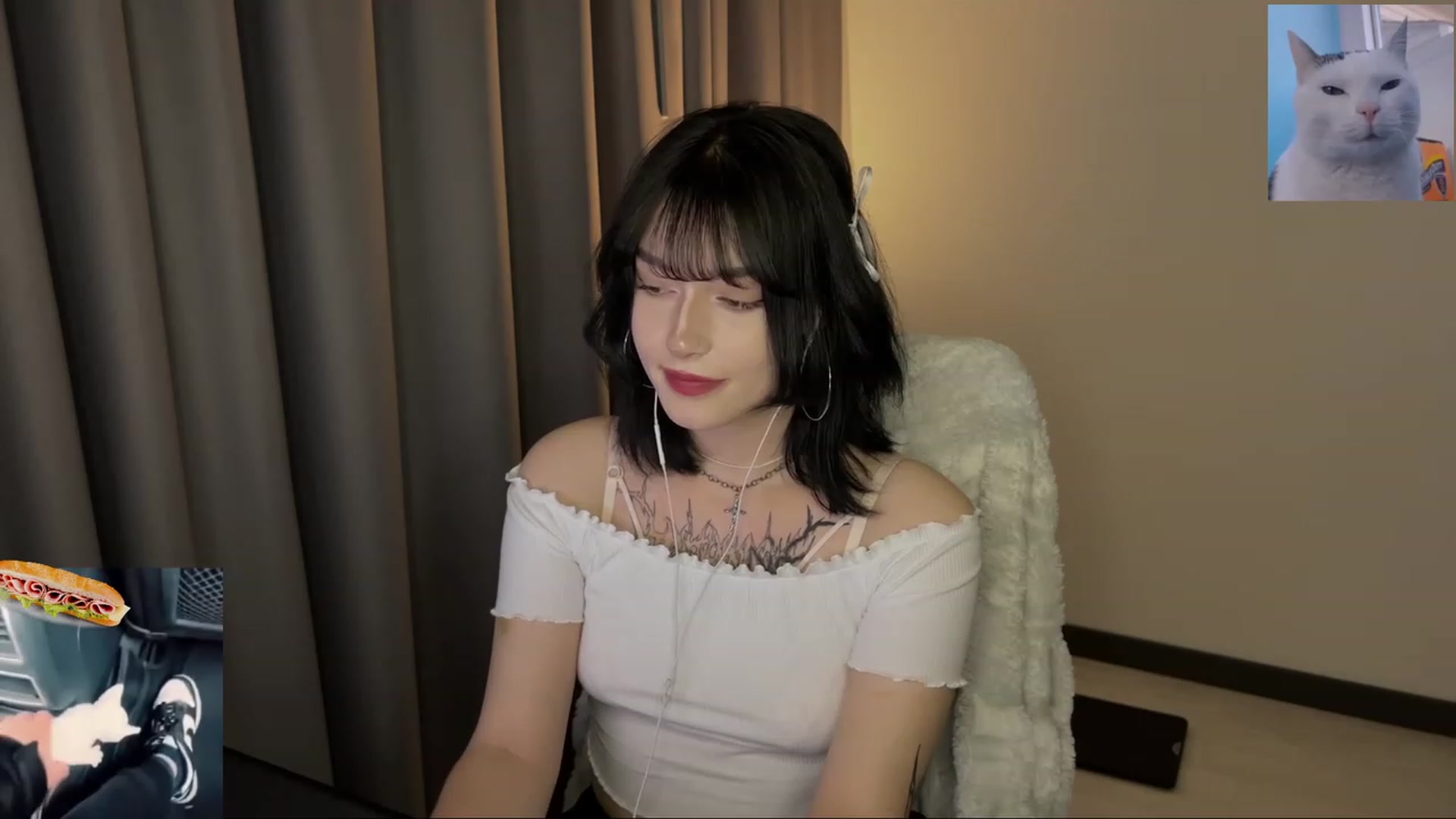 Gallery image thumbnail from Licorice_Alia's myfreecams stream on, 07/10/2023, 24:18 image 11 of 20