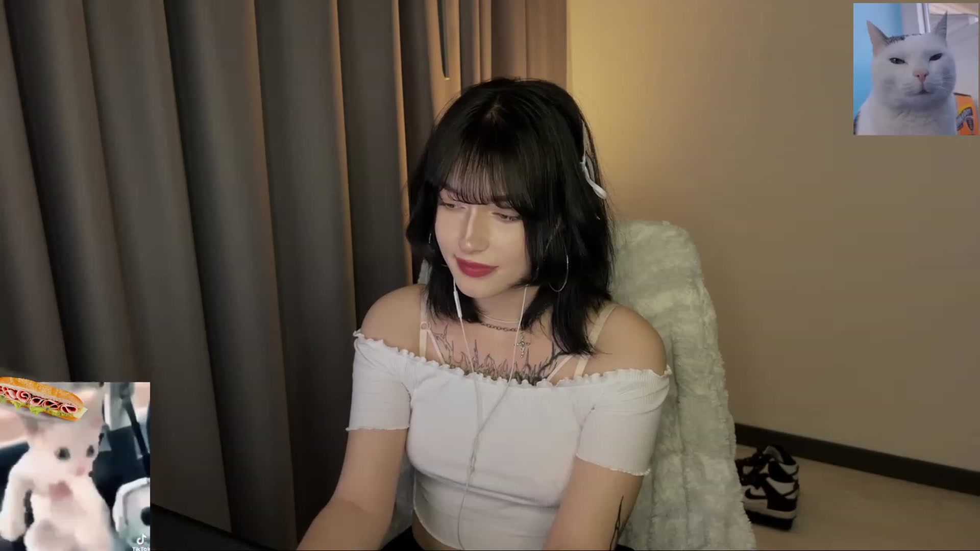 Gallery image thumbnail from Licorice_Alia's myfreecams stream on, 07/10/2023, 02:07 image 3 of 20