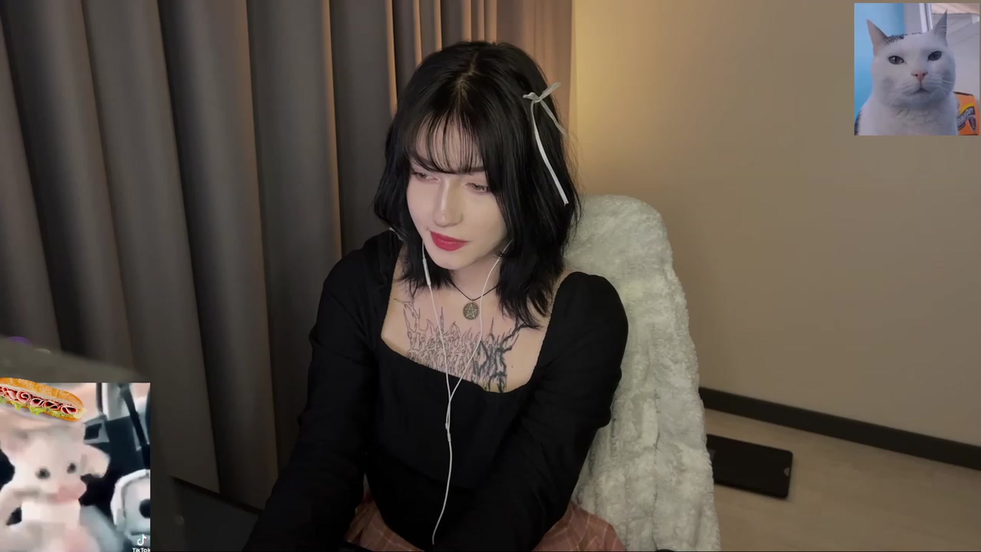 Gallery image thumbnail from Licorice_Alia's myfreecams stream on, 07/12/2023, 02:00 image 11 of 20