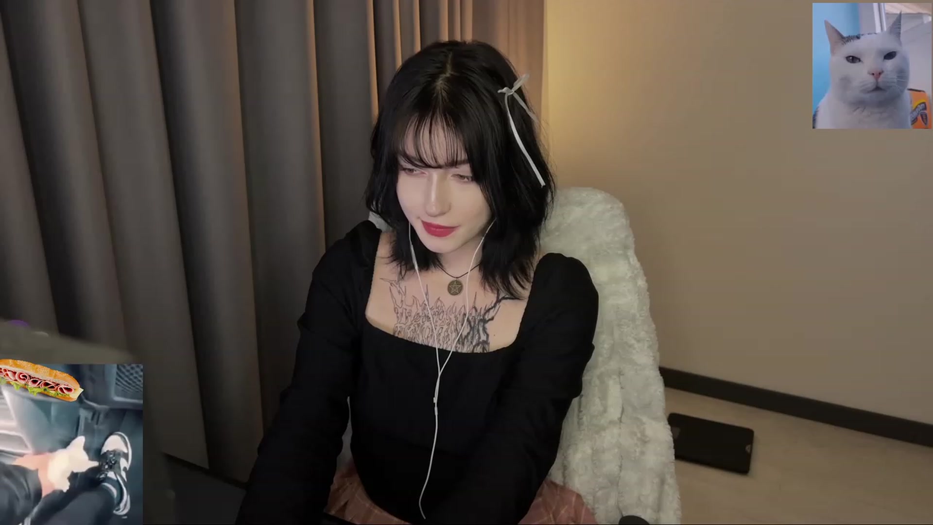 Gallery image thumbnail from Licorice_Alia's myfreecams stream on, 07/12/2023, 02:00 image 10 of 20