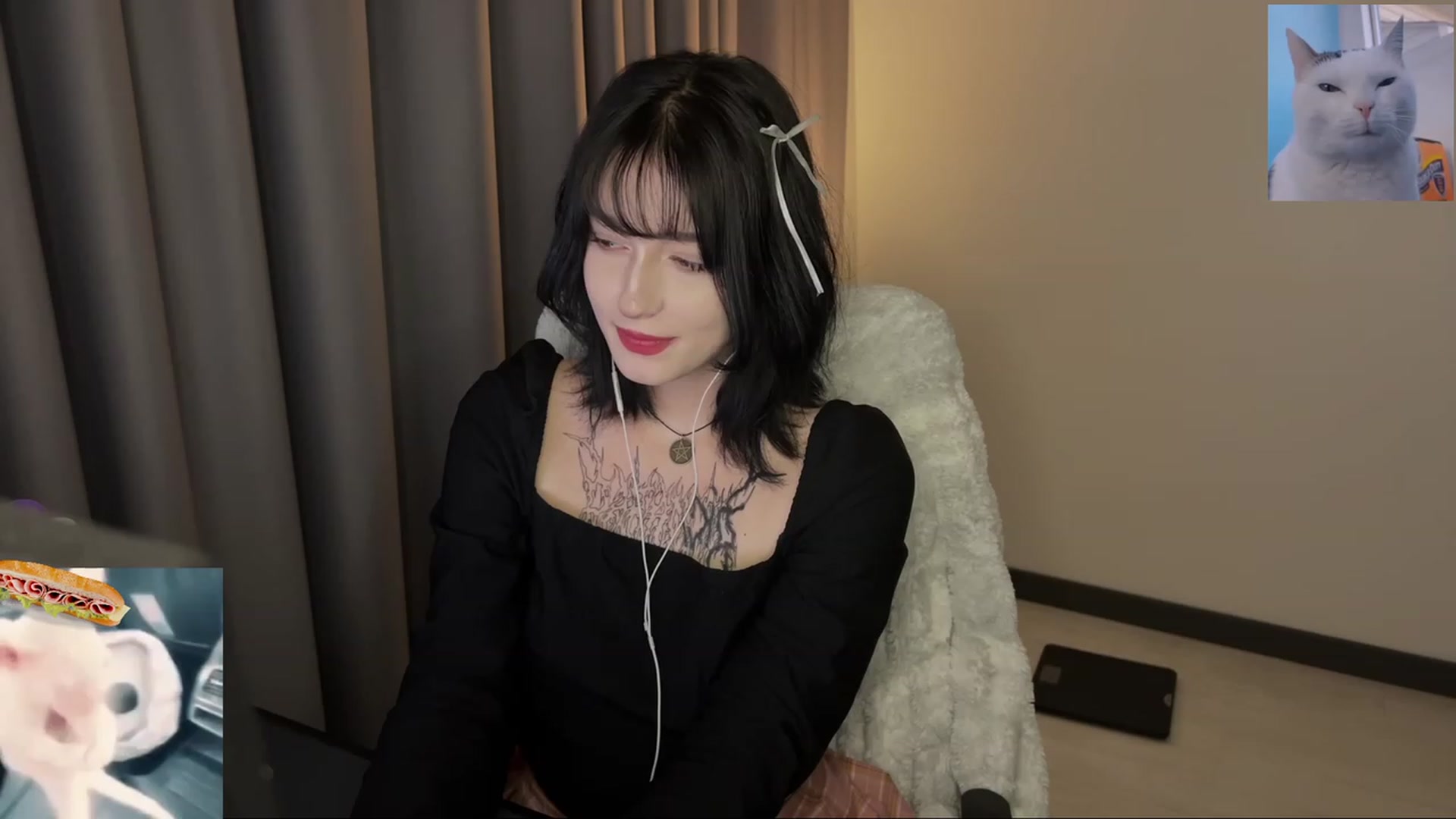 Gallery image thumbnail from Licorice_Alia's myfreecams stream on, 07/12/2023, 02:00 image 17 of 20