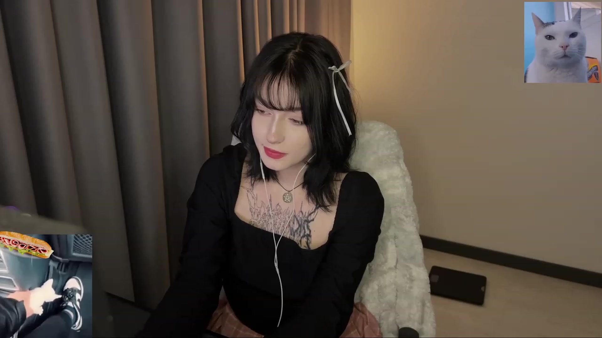 Gallery image thumbnail from Licorice_Alia's myfreecams stream on, 07/12/2023, 02:00 image 15 of 20