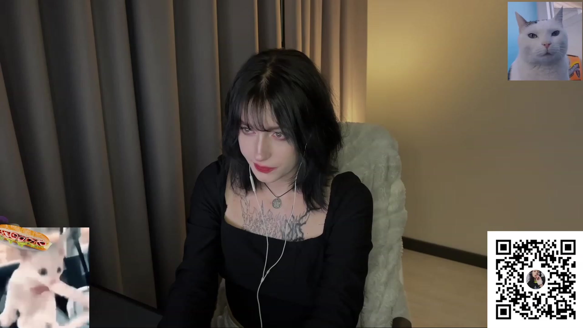 Gallery image thumbnail from Licorice_Alia's myfreecams stream on, 07/18/2023, 01:29 image 7 of 20