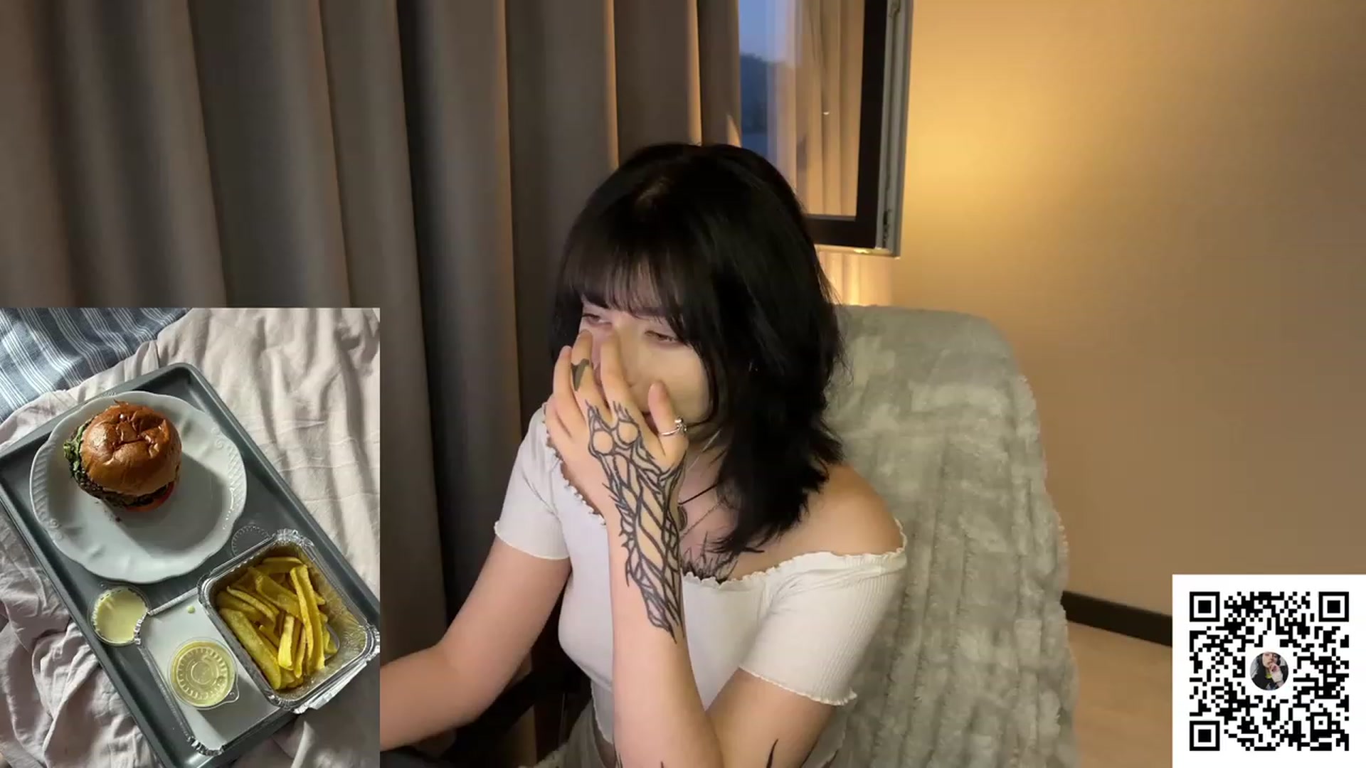 Gallery image thumbnail from Licorice_Alia's myfreecams stream on, 07/21/2023, 03:27 image 3 of 20