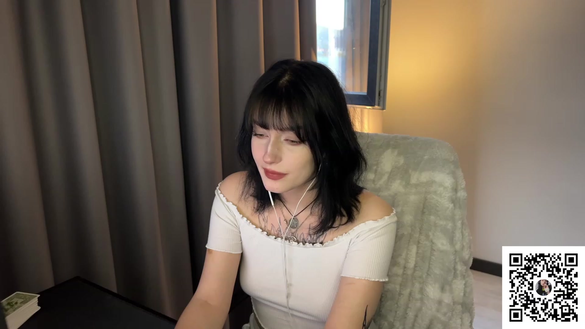Gallery image thumbnail from Licorice_Alia's myfreecams stream on, 07/21/2023, 03:27 image 15 of 20