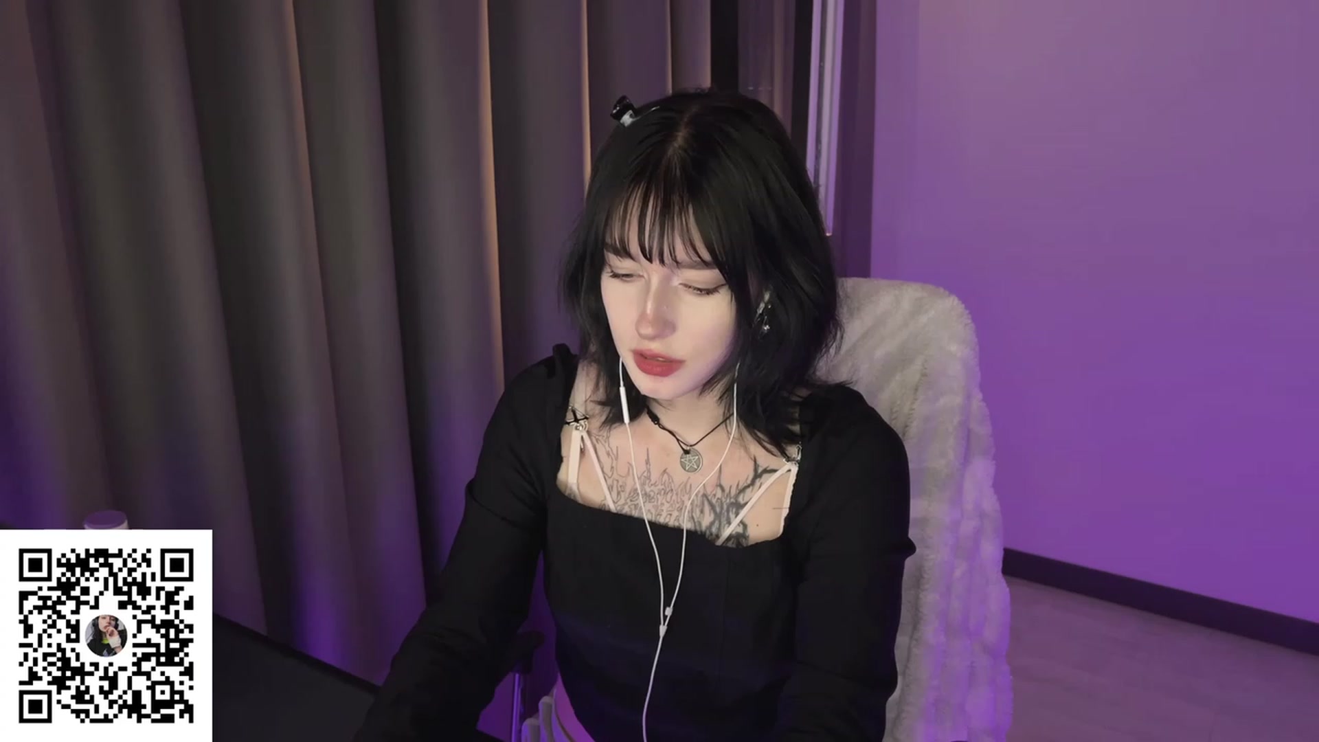 Gallery image thumbnail from Licorice_Alia's myfreecams stream on, 07/23/2023, 24:58 image 1 of 20