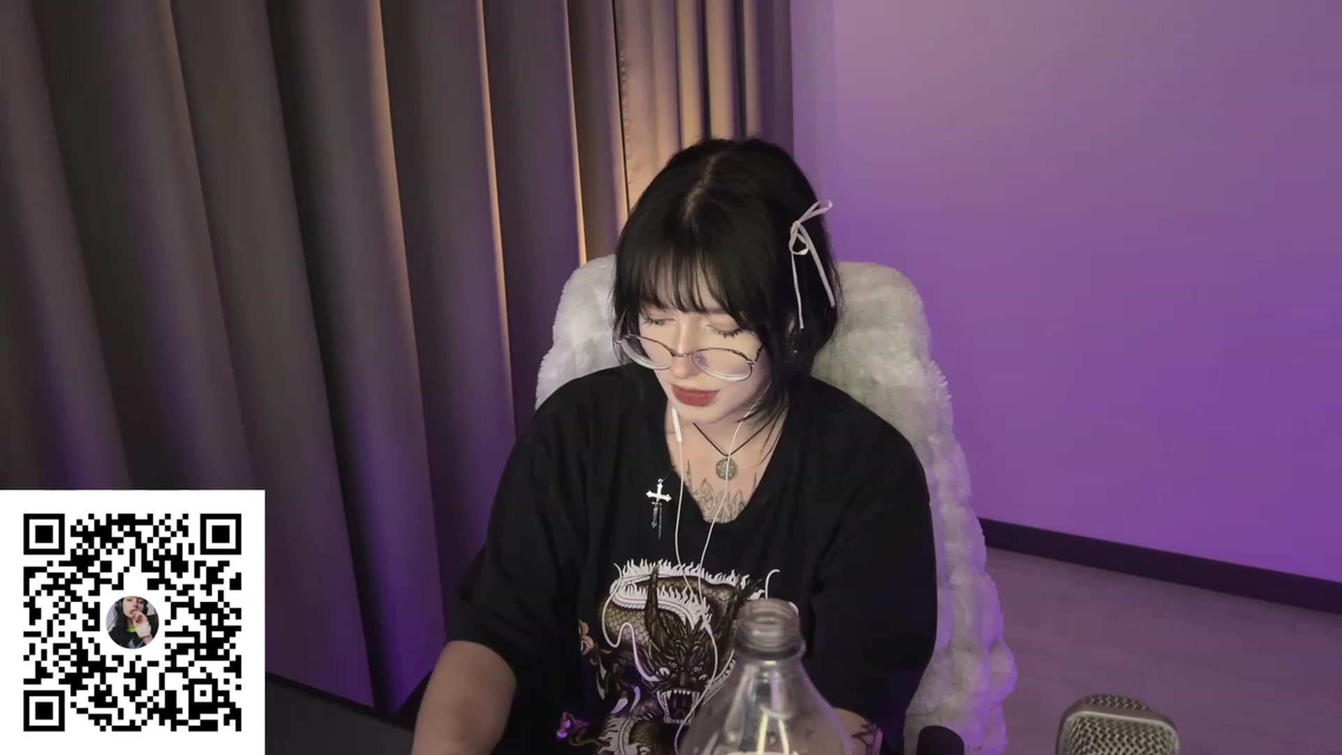 Gallery image thumbnail from Licorice_Alia's myfreecams stream on, 07/28/2023, 02:13 image 9 of 20