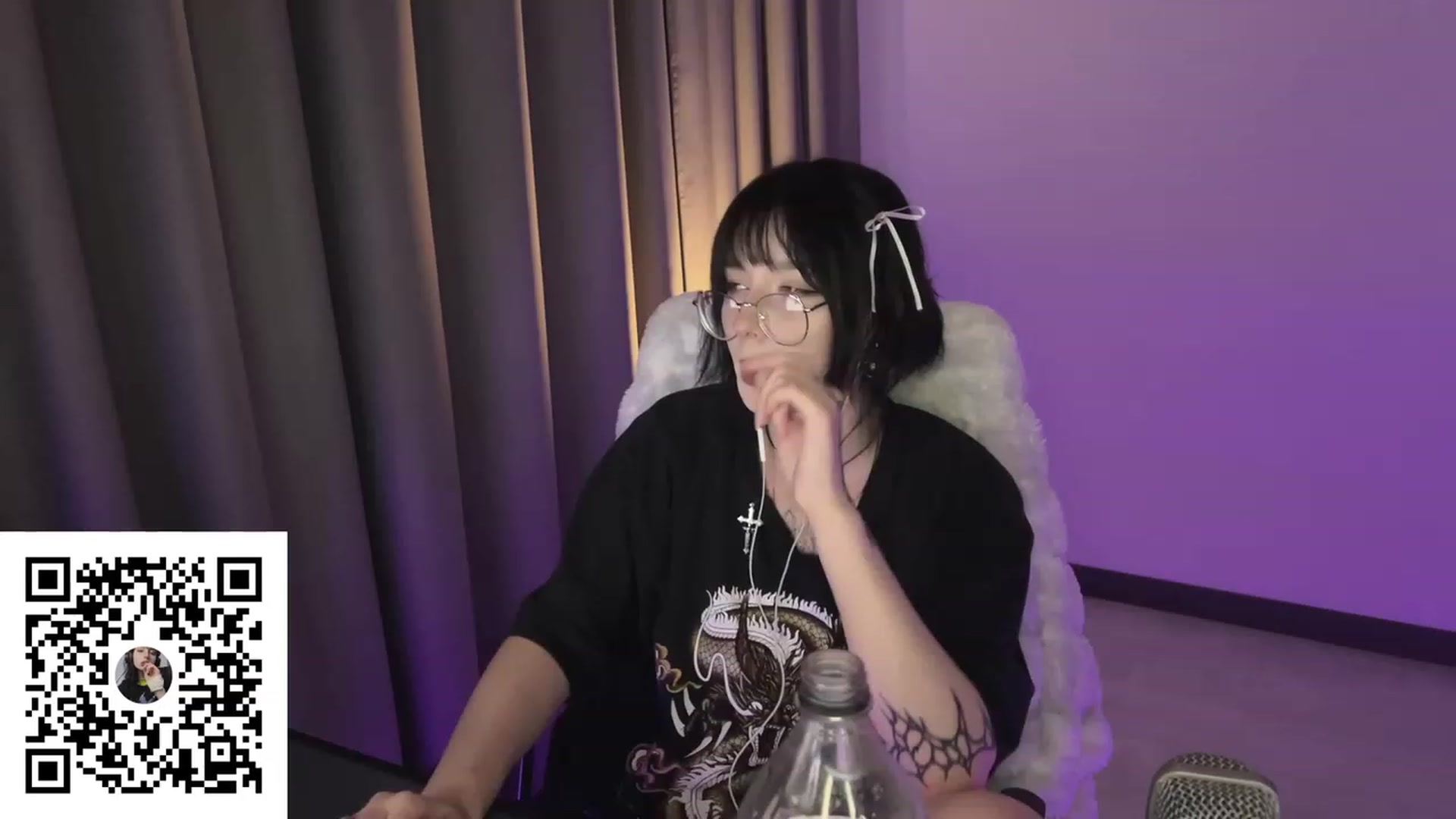 Gallery image thumbnail from Licorice_Alia's myfreecams stream on, 07/28/2023, 02:13 image 13 of 20