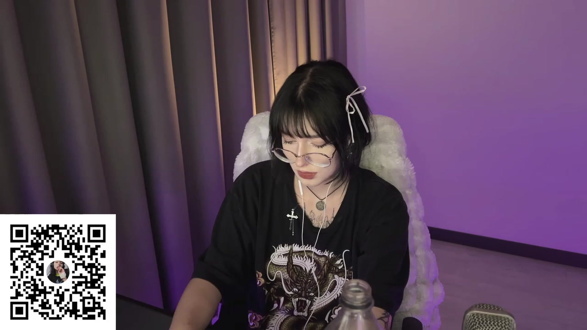 Gallery image thumbnail from Licorice_Alia's myfreecams stream on, 07/28/2023, 02:13 image 6 of 20