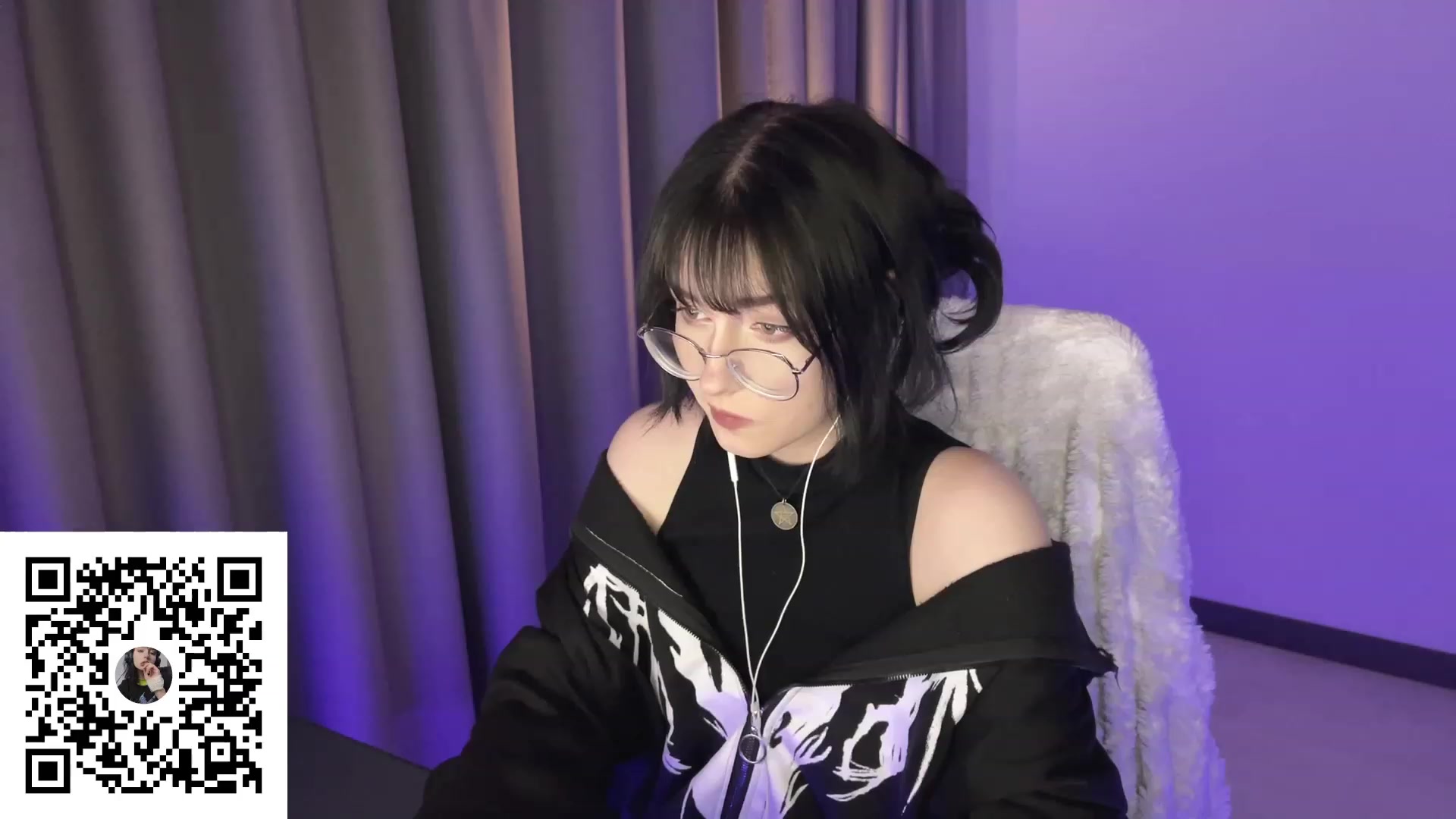 Gallery image thumbnail from Licorice_Alia's myfreecams stream on, 08/09/2023, 24:16 image 4 of 20