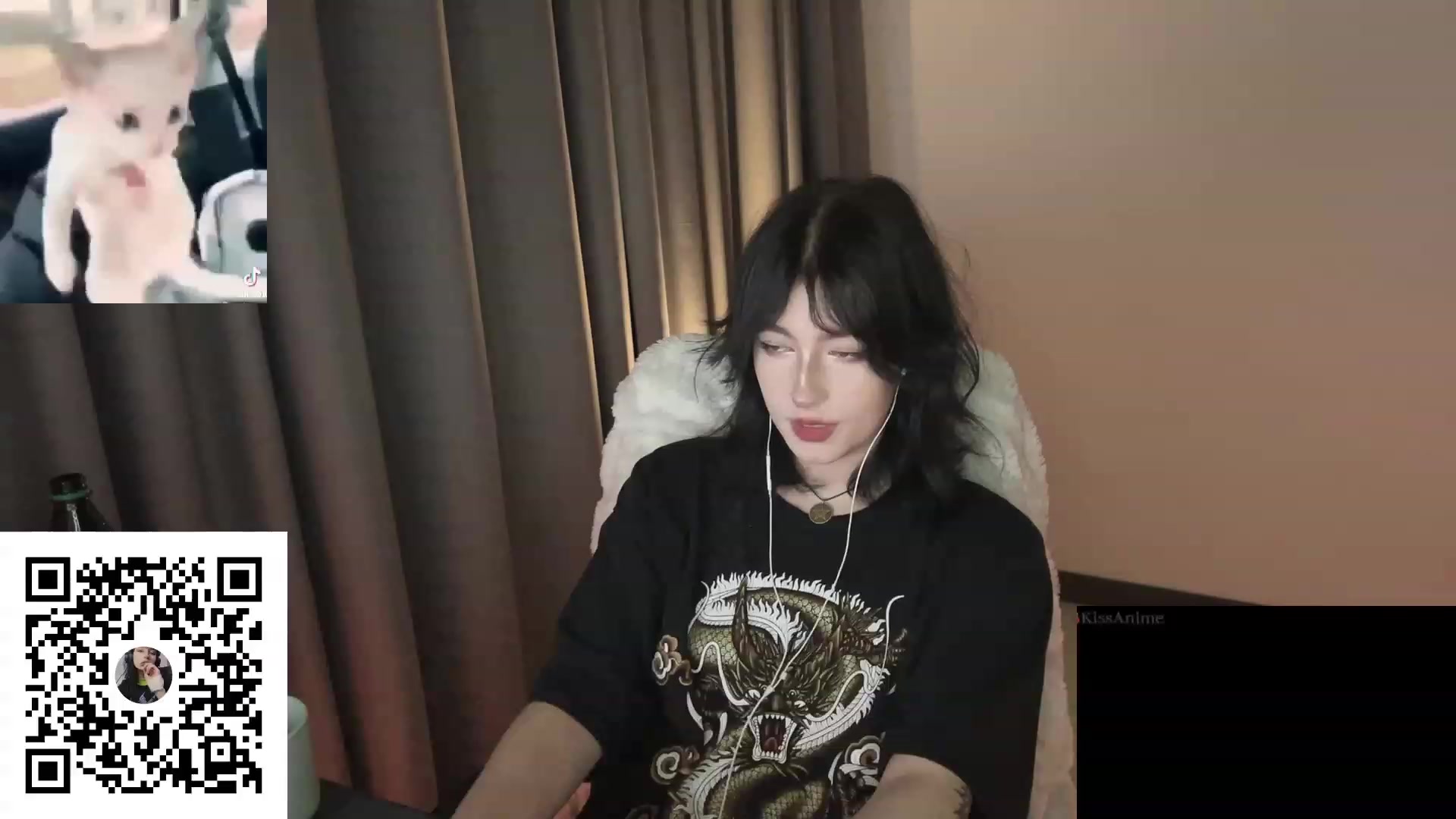 Gallery image thumbnail from Licorice_Alia's myfreecams stream on, 08/21/2023, 24:40 image 7 of 20