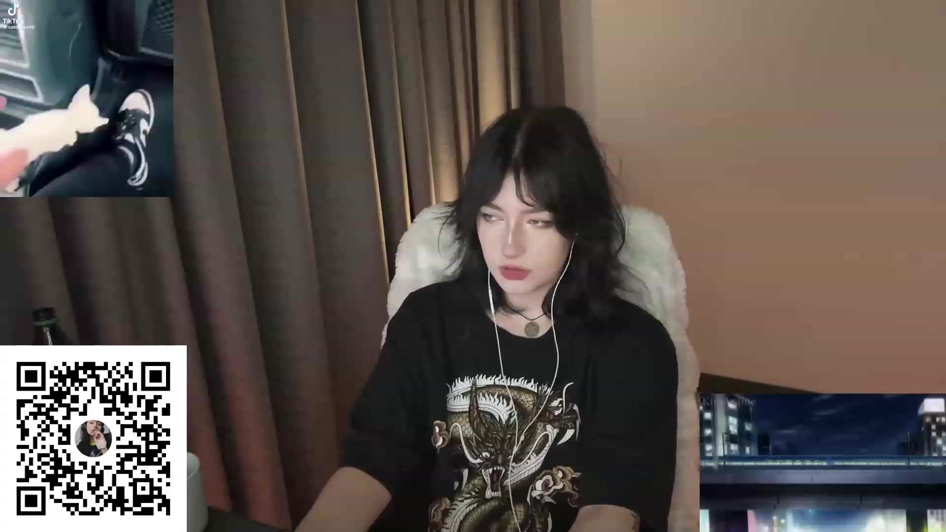 Gallery image thumbnail from Licorice_Alia's myfreecams stream on, 08/21/2023, 24:40 image 13 of 20