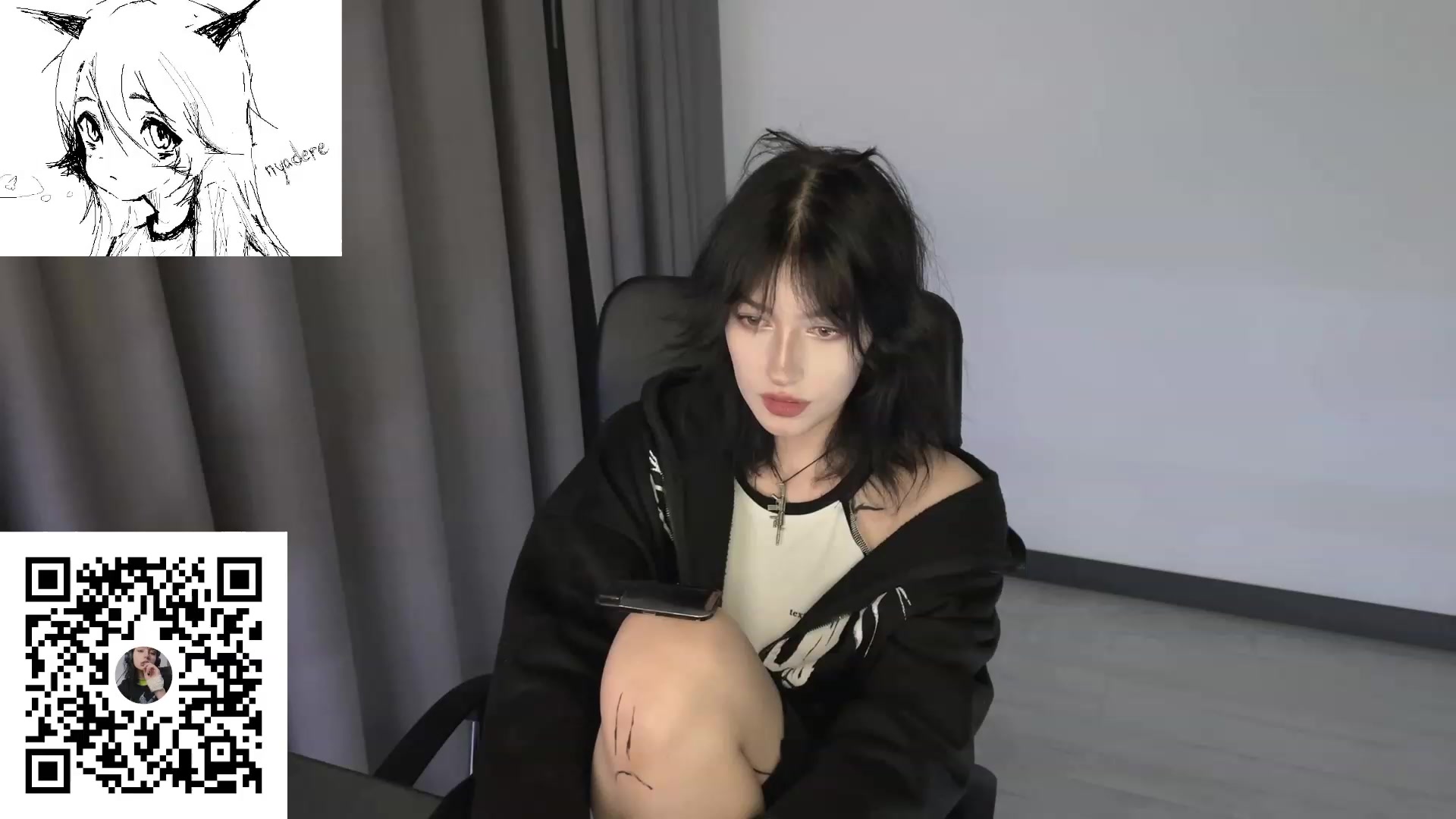 Gallery image thumbnail from Licorice_Alia's myfreecams stream on, 09/01/2023, 01:29 image 9 of 20