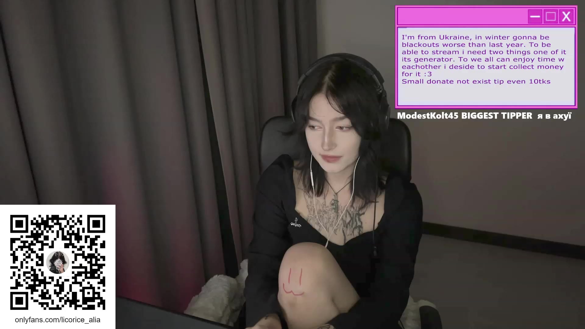 Gallery image thumbnail from Licorice_Alia's myfreecams stream on, 10/07/2023, 24:28 image 17 of 20