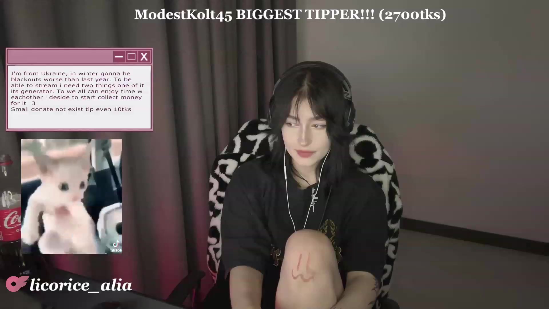 Gallery image thumbnail from Licorice_Alia's myfreecams stream on, 10/10/2023, 01:23 image 4 of 20
