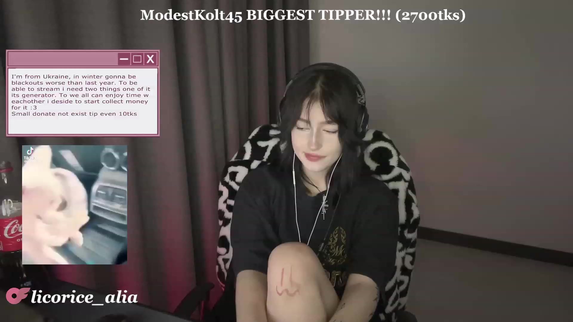 Gallery image thumbnail from Licorice_Alia's myfreecams stream on, 10/10/2023, 01:23 image 3 of 20