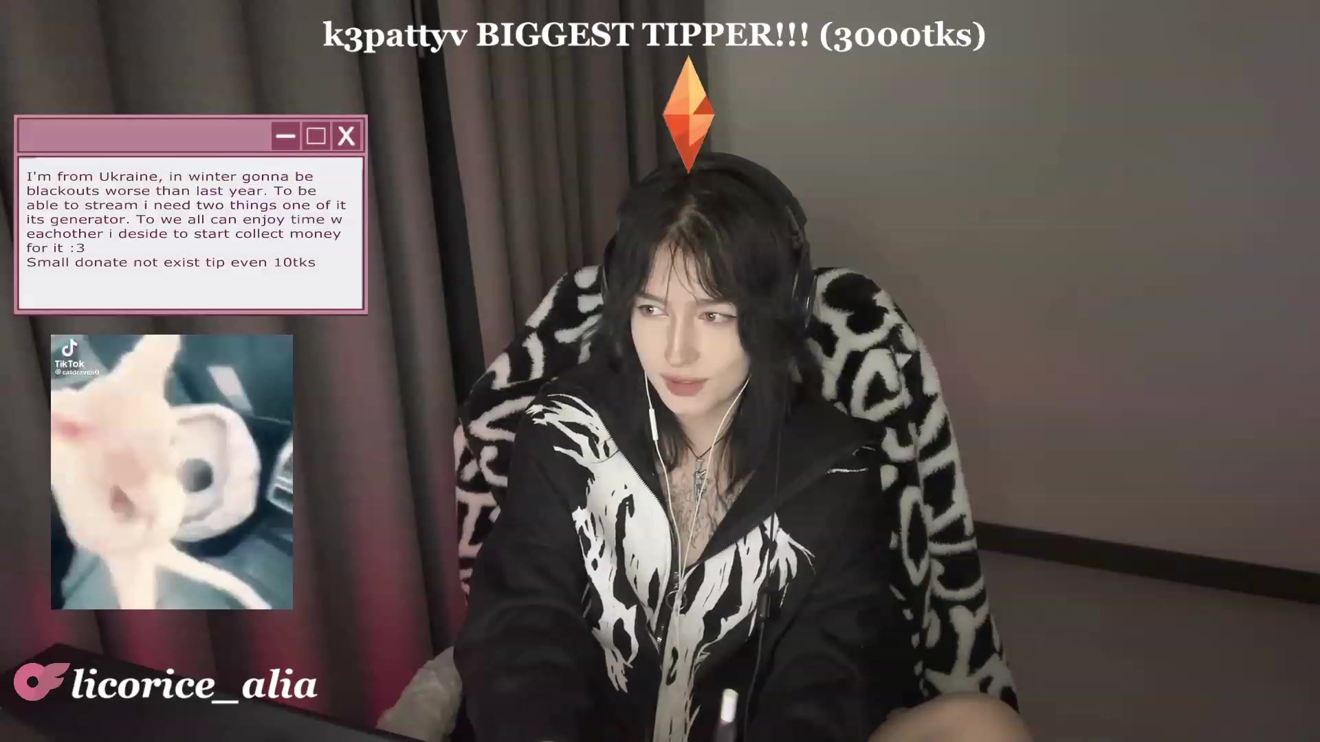Gallery image thumbnail from Licorice_Alia's myfreecams stream on, 10/16/2023, 02:01 image 1 of 20