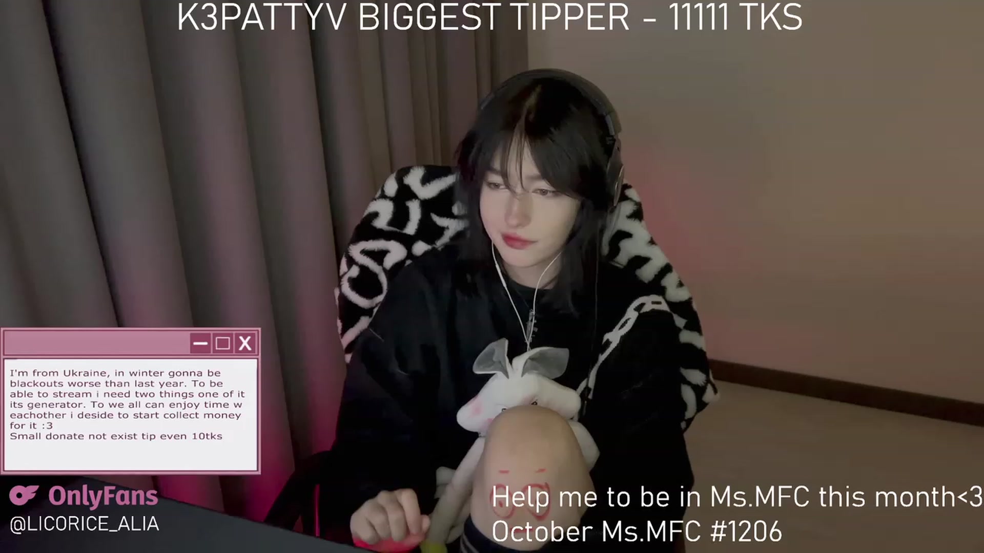 Gallery image thumbnail from Licorice_Alia's myfreecams stream on, 11/03/2023, 03:28 image 7 of 20
