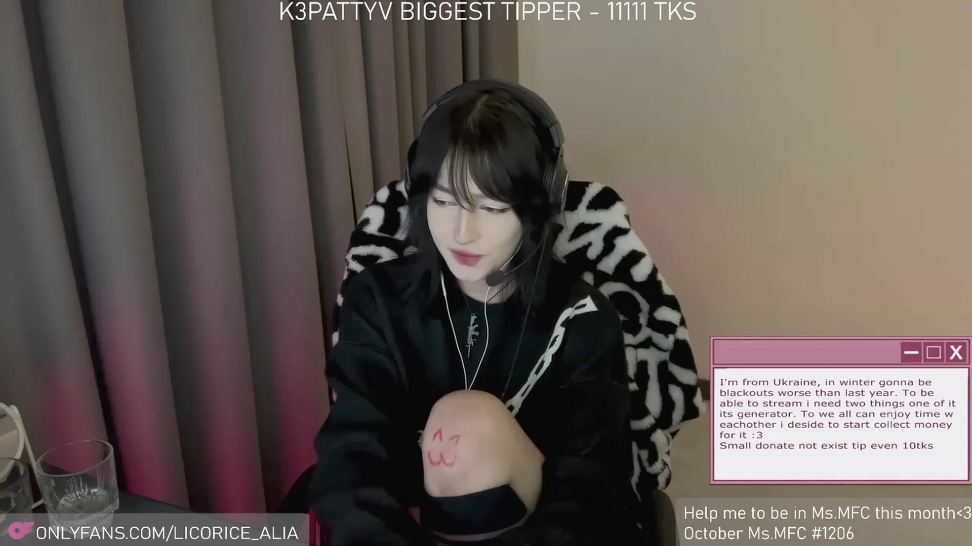Gallery image thumbnail from Licorice_Alia's myfreecams stream on, 11/06/2023, 03:00 image 15 of 20