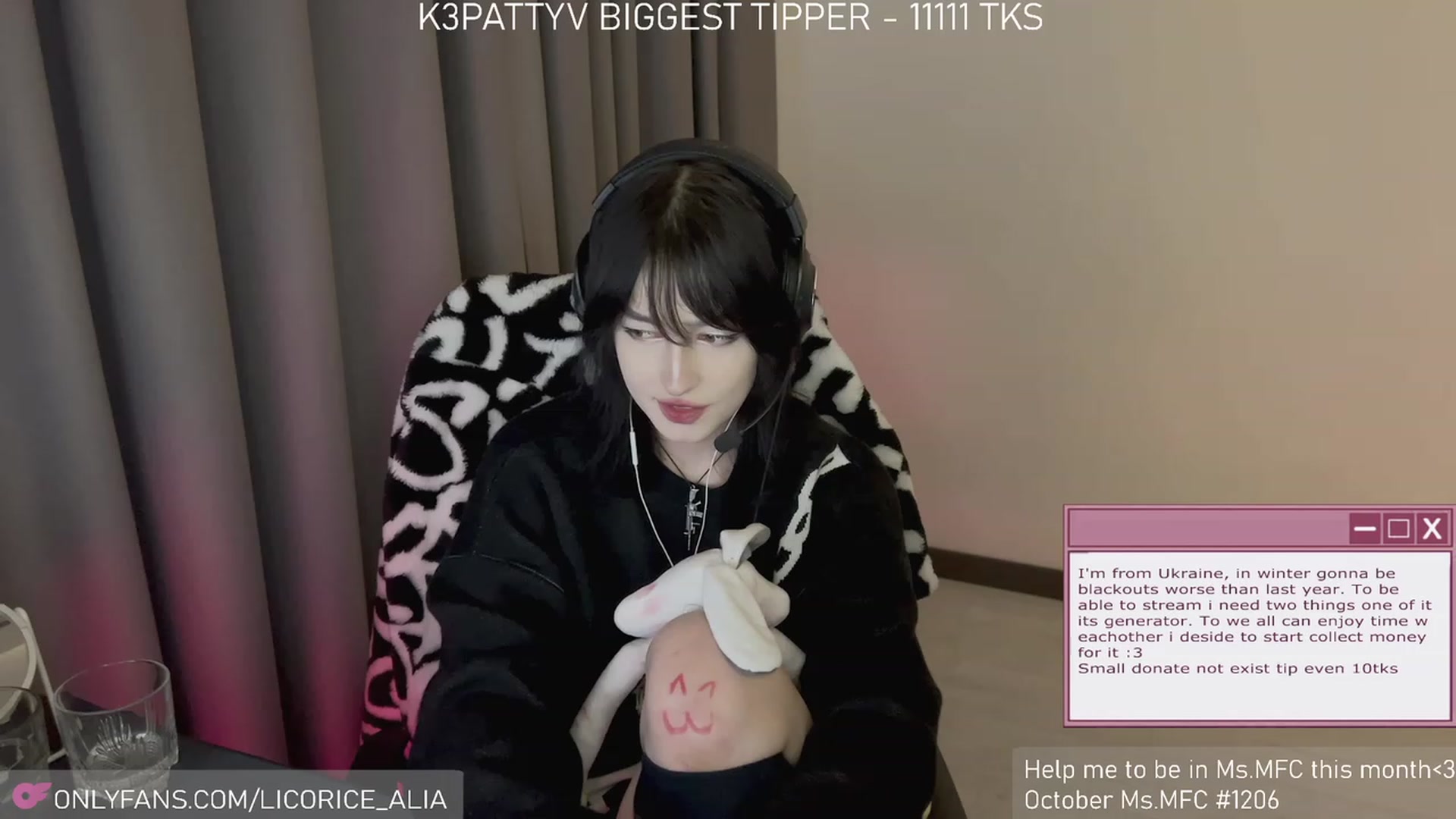 Gallery image thumbnail from Licorice_Alia's myfreecams stream on, 11/06/2023, 03:00 image 12 of 20