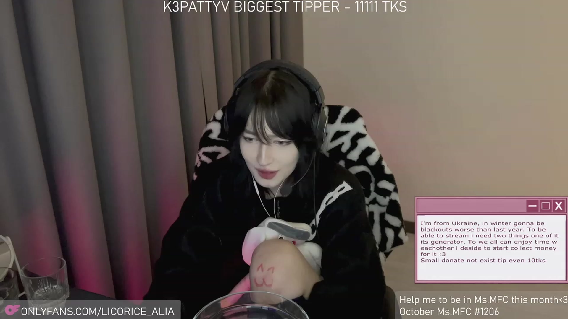 Gallery image thumbnail from Licorice_Alia's myfreecams stream on, 11/06/2023, 03:17 image 10 of 20