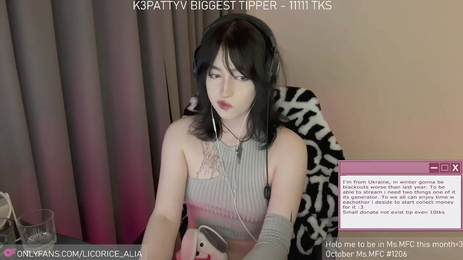 Gallery image thumbnail from Licorice_Alia's myfreecams stream on, 11/06/2023, 03:46 image 3 of 20