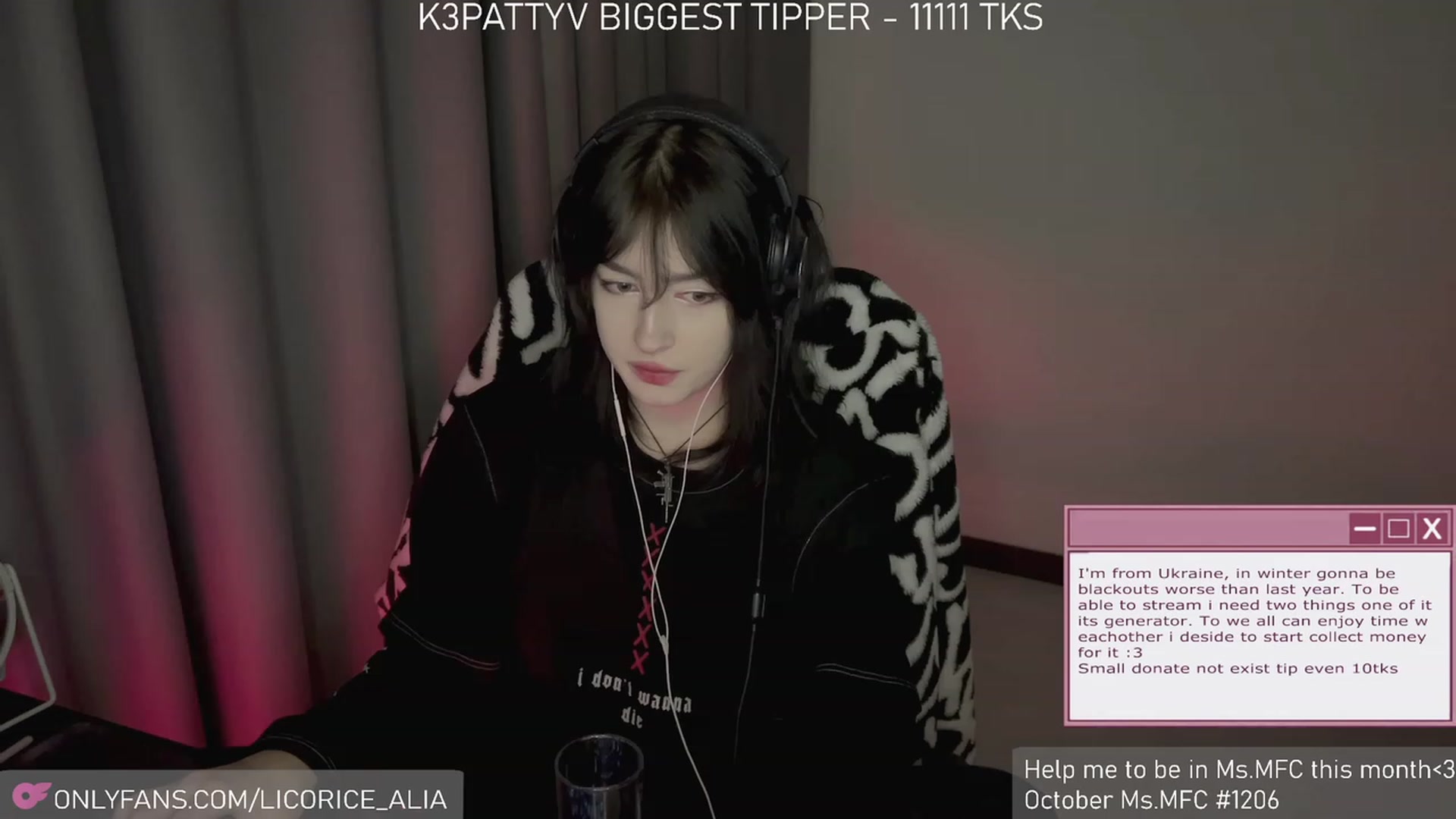 Gallery image thumbnail from Licorice_Alia's myfreecams stream on, 11/25/2023, 01:32 image 4 of 20