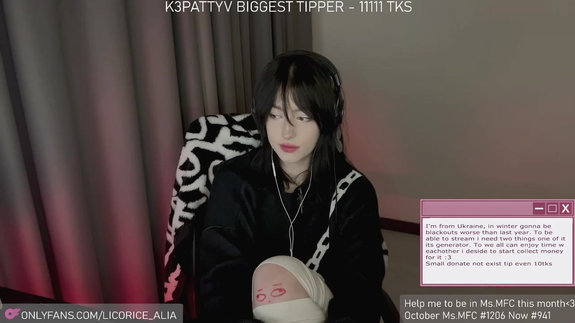 Gallery image thumbnail from Licorice_Alia's myfreecams stream on, 12/01/2023, 02:25 image 6 of 20