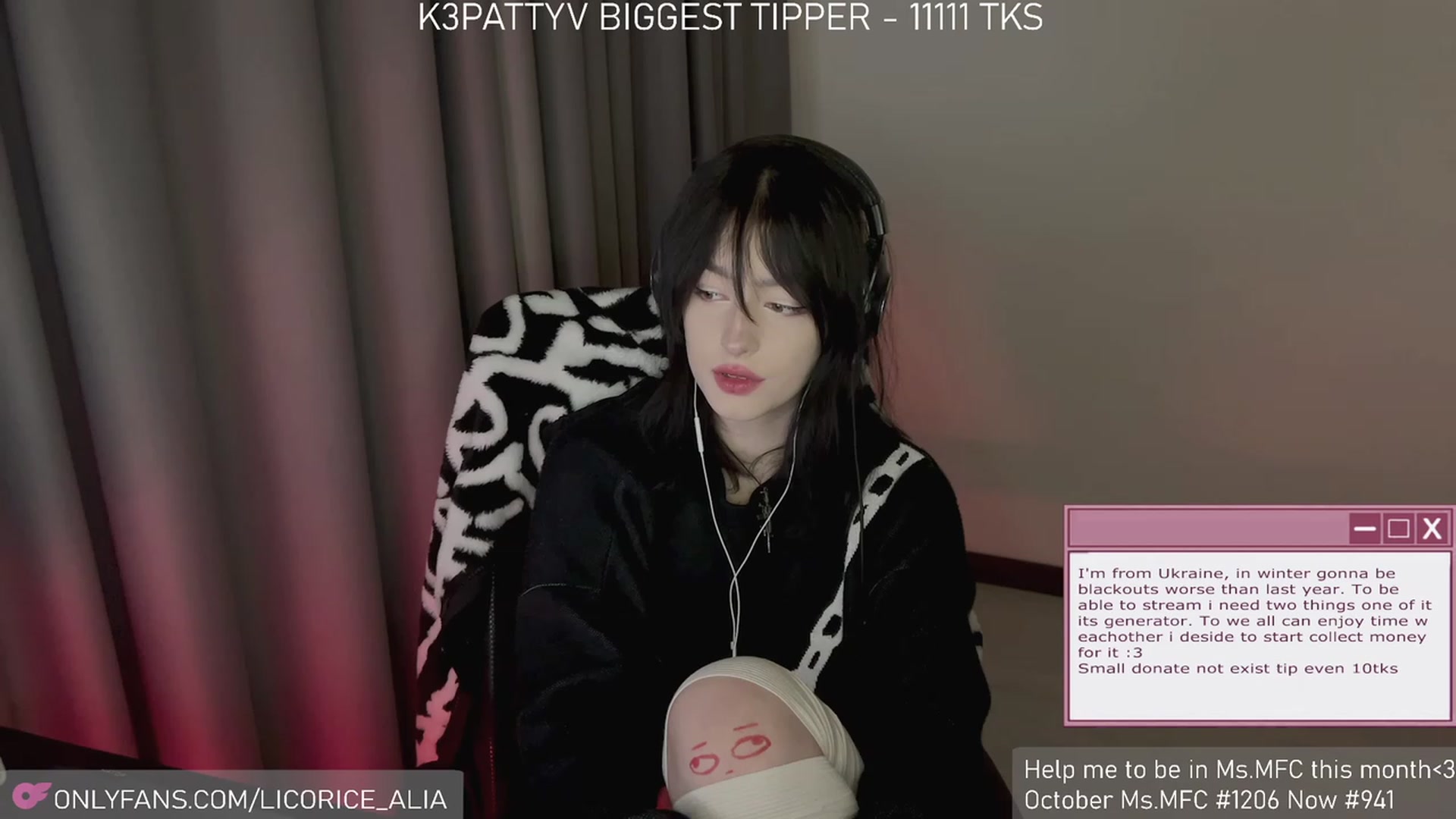 Gallery image thumbnail from Licorice_Alia's myfreecams stream on, 12/01/2023, 02:25 image 5 of 20