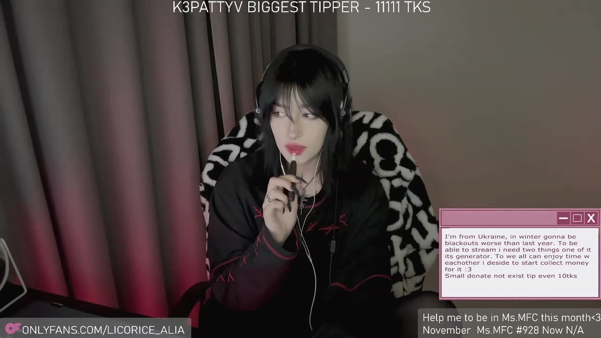 Gallery image thumbnail from Licorice_Alia's myfreecams stream on, 12/06/2023, 01:07 image 3 of 20