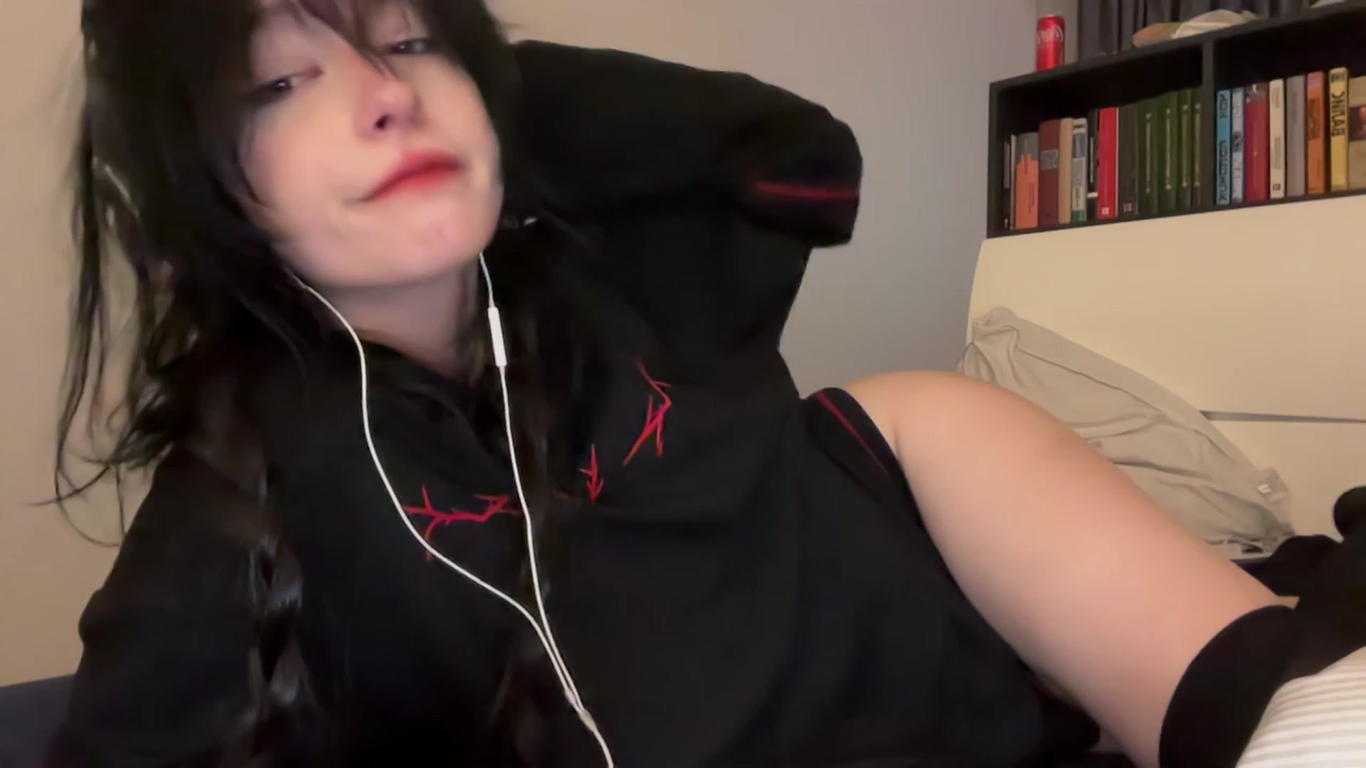 Gallery image thumbnail from Licorice_Alia's myfreecams stream on, 12/23/2023, 04:36 image 1 of 20