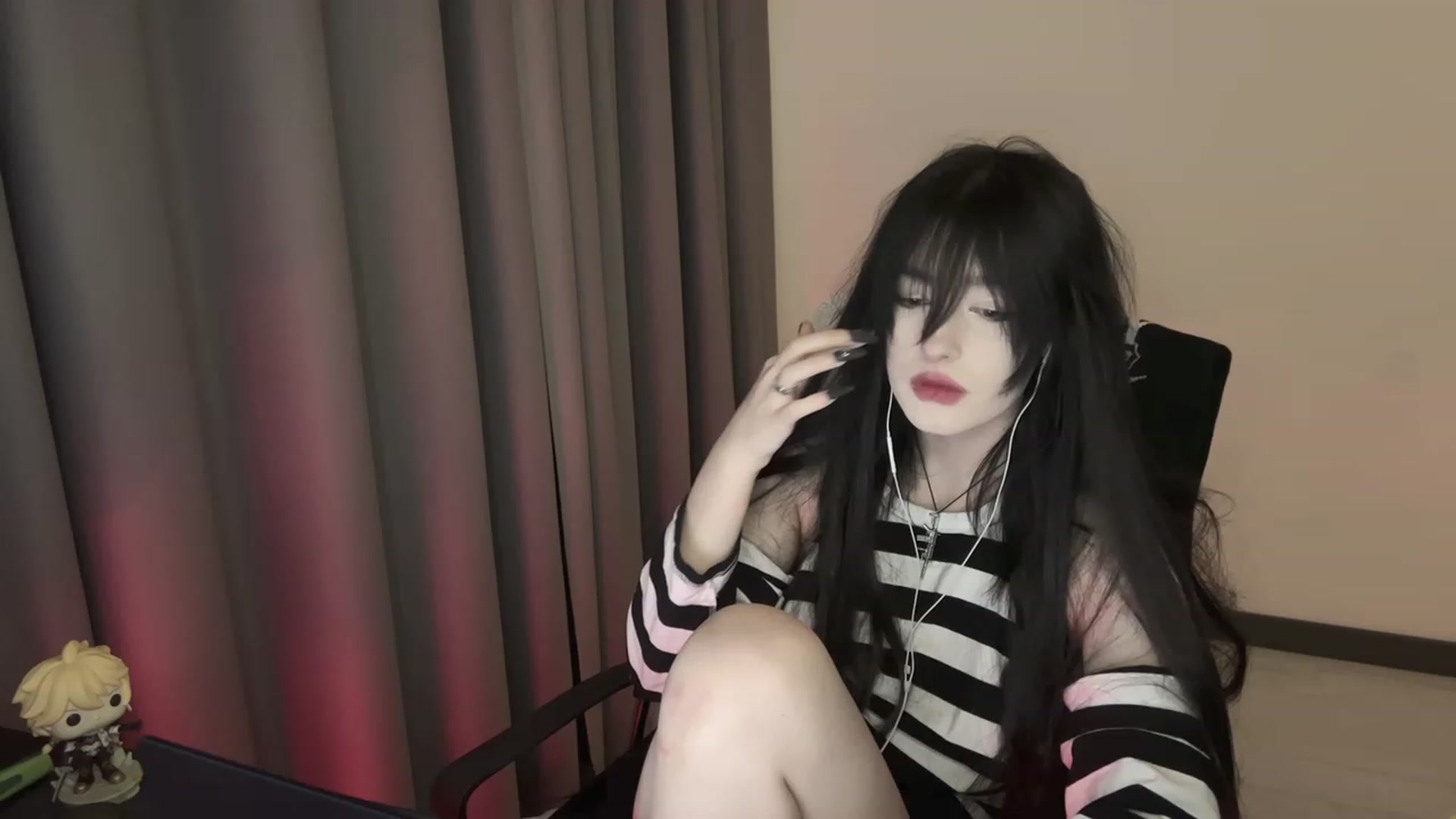 Gallery image thumbnail from Licorice_Alia's myfreecams stream on, 12/25/2023, 23:53 image 2 of 20