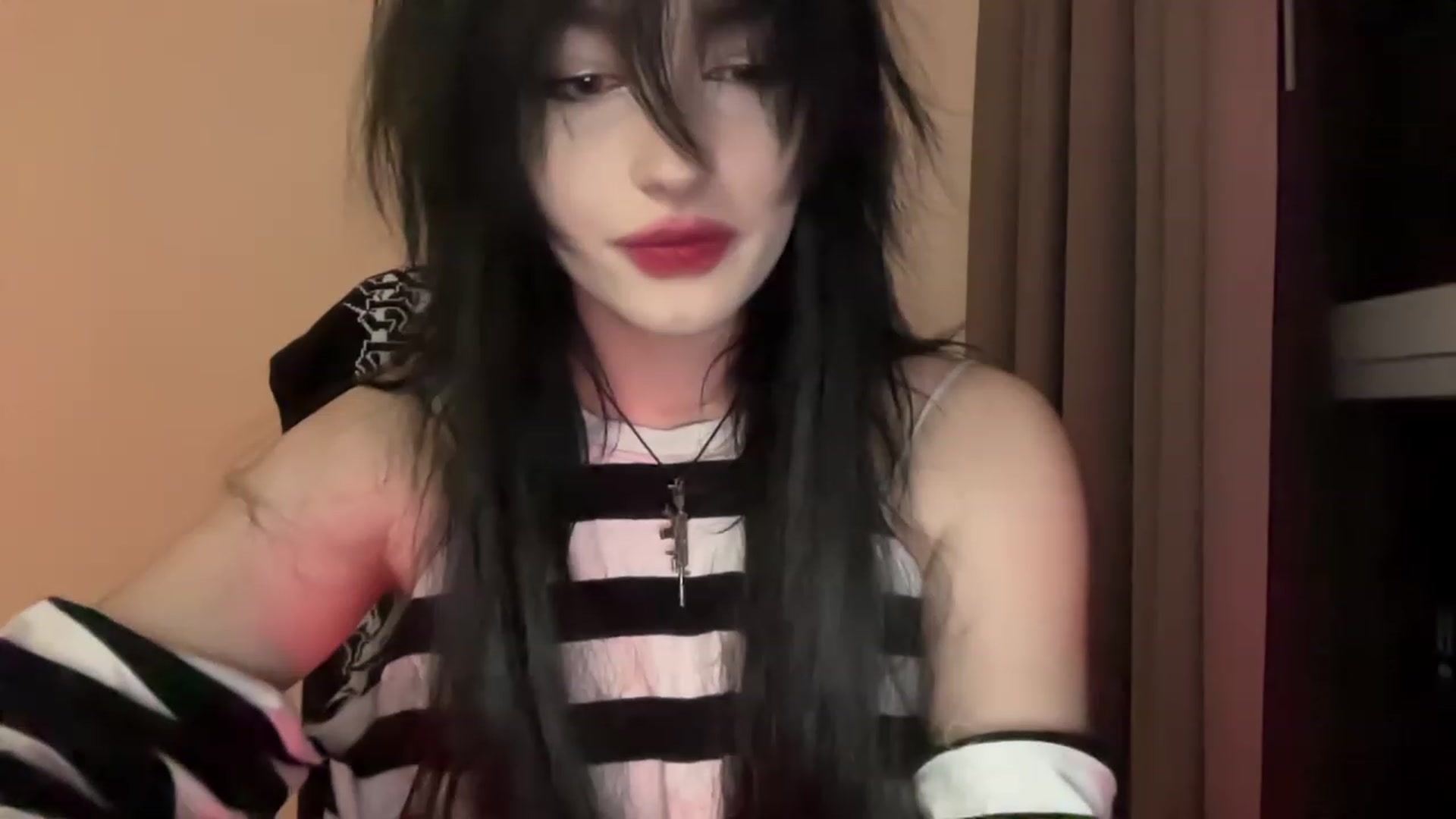 Gallery image thumbnail from Licorice_Alia's myfreecams stream on, 12/26/2023, 02:31 image 19 of 20