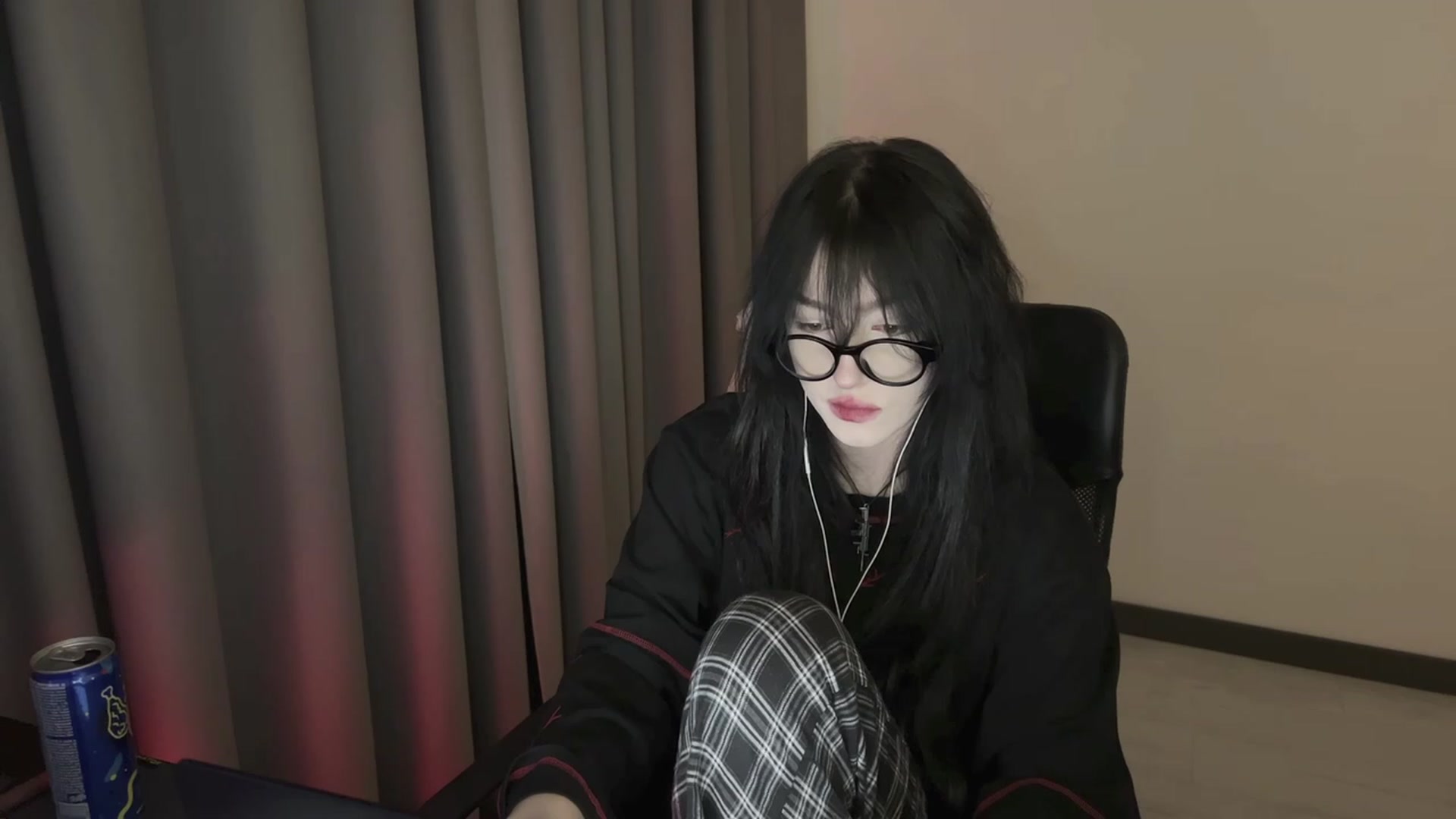 Gallery image thumbnail from Licorice_Alia's myfreecams stream on, 01/16/2024, 01:10 image 3 of 20