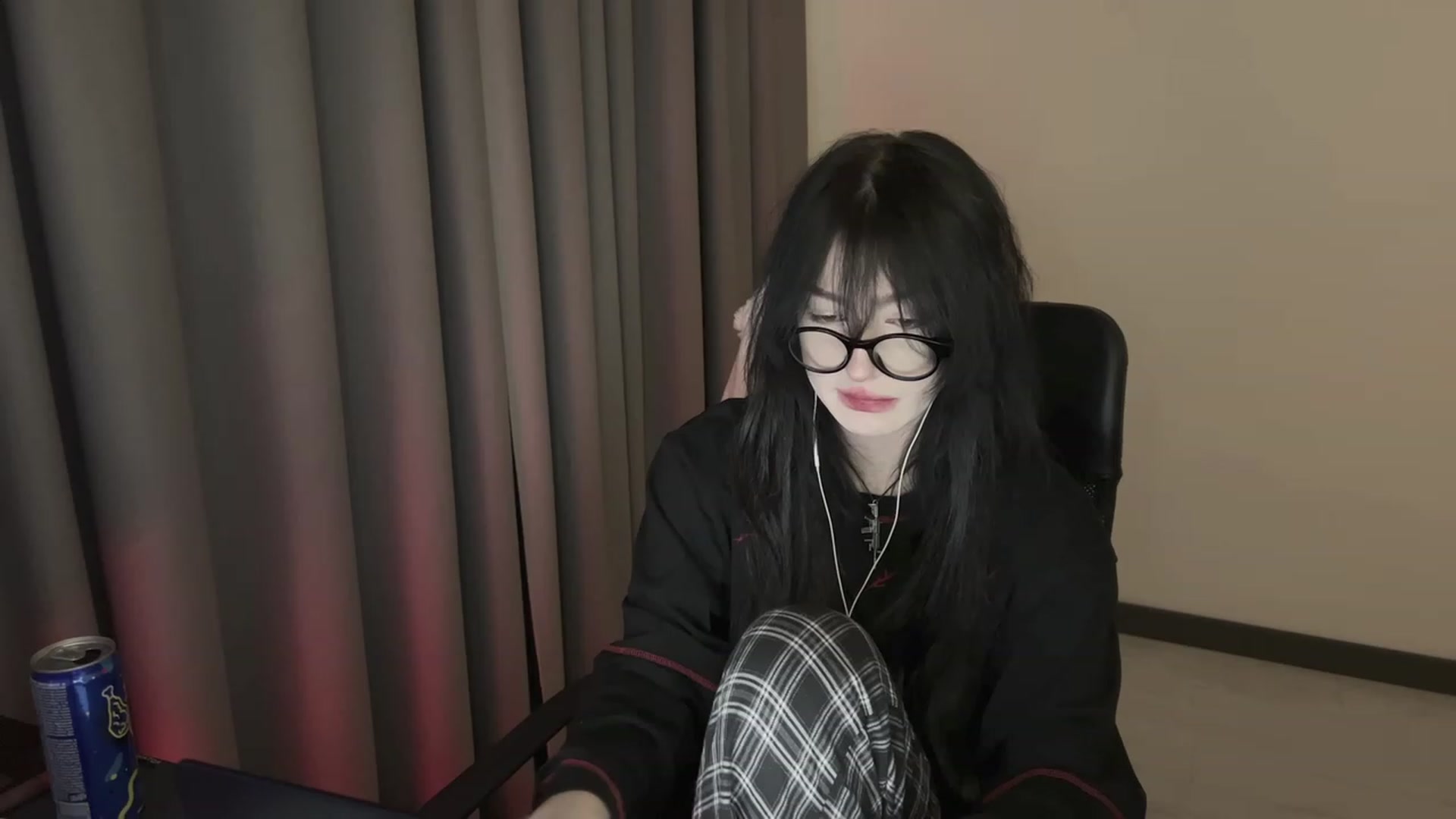 Gallery image thumbnail from Licorice_Alia's myfreecams stream on, 01/16/2024, 01:10 image 5 of 20