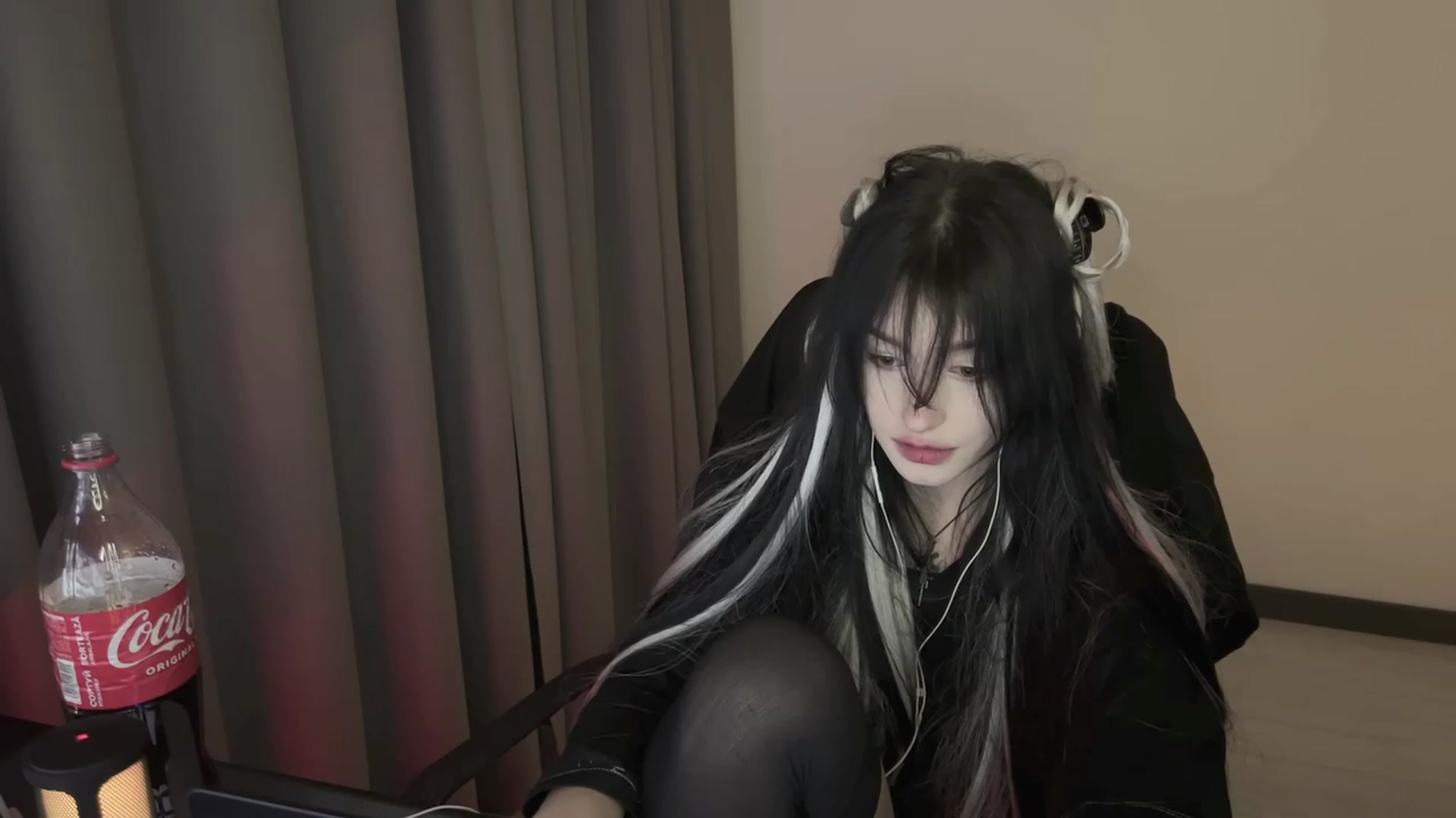 Gallery image thumbnail from Licorice_Alia's myfreecams stream on, 02/10/2024, 03:21 image 8 of 20