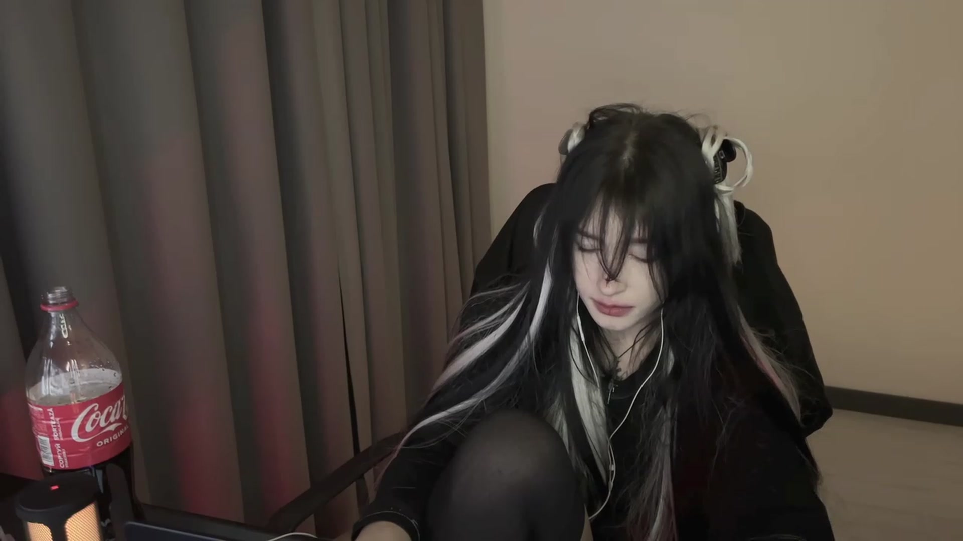 Gallery image thumbnail from Licorice_Alia's myfreecams stream on, 02/10/2024, 03:21 image 9 of 20