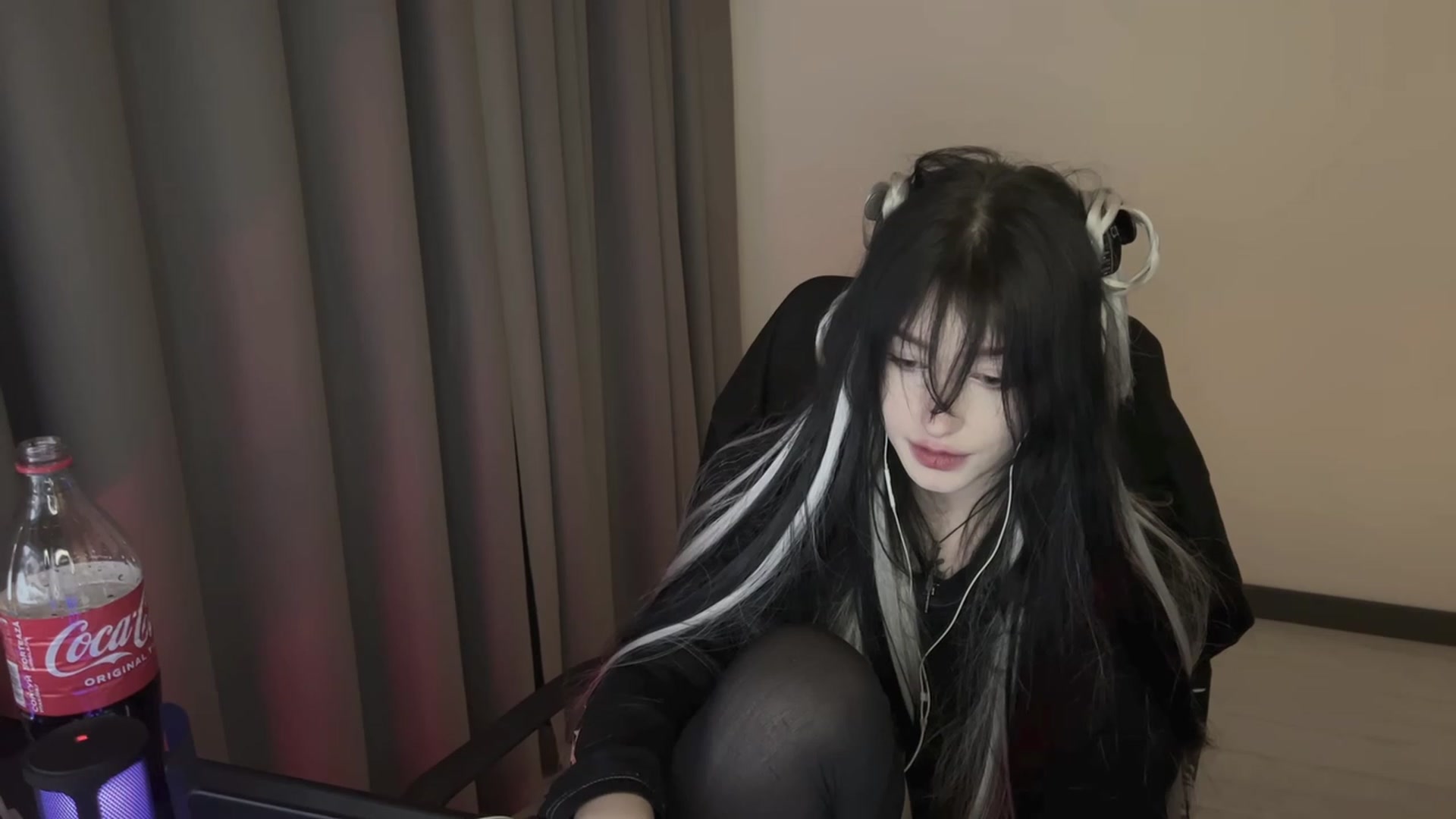 Gallery image thumbnail from Licorice_Alia's myfreecams stream on, 02/10/2024, 03:21 image 4 of 20
