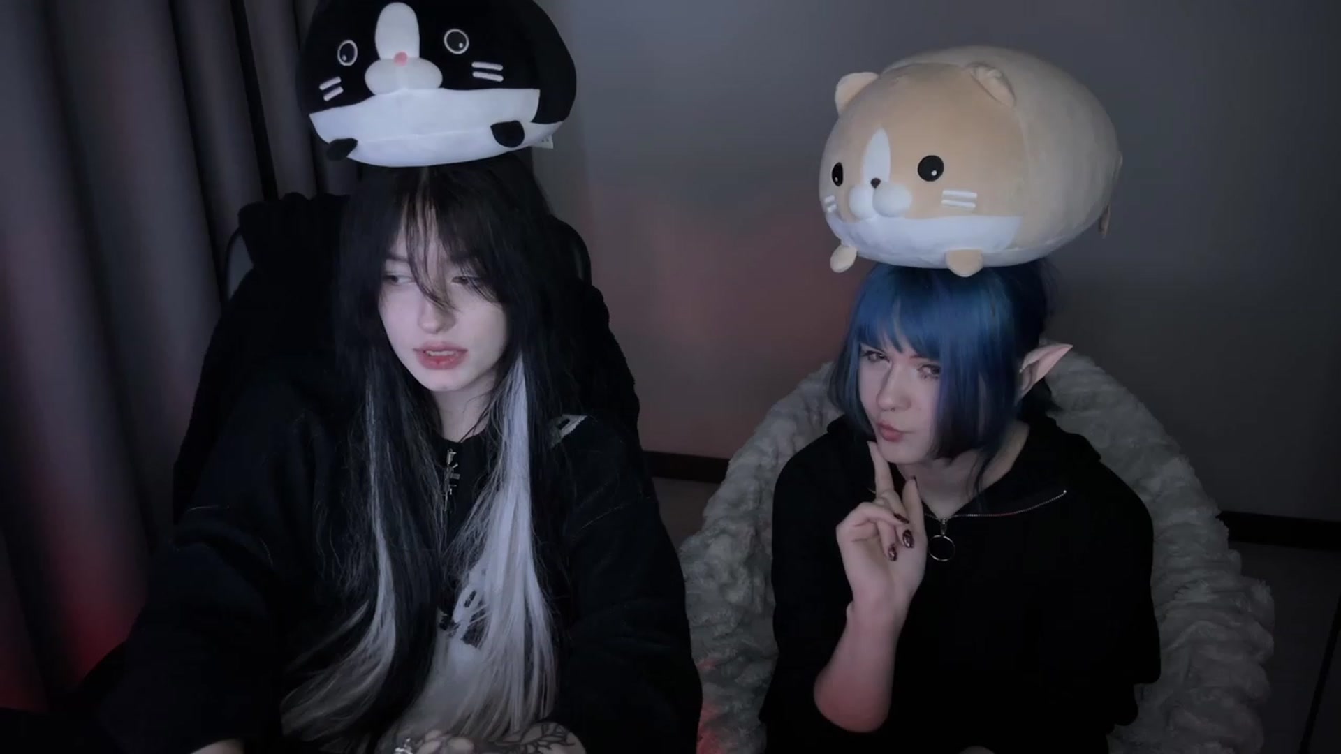Gallery image thumbnail from Licorice_Alia's myfreecams stream on, 02/27/2024, 01:12 image 8 of 20