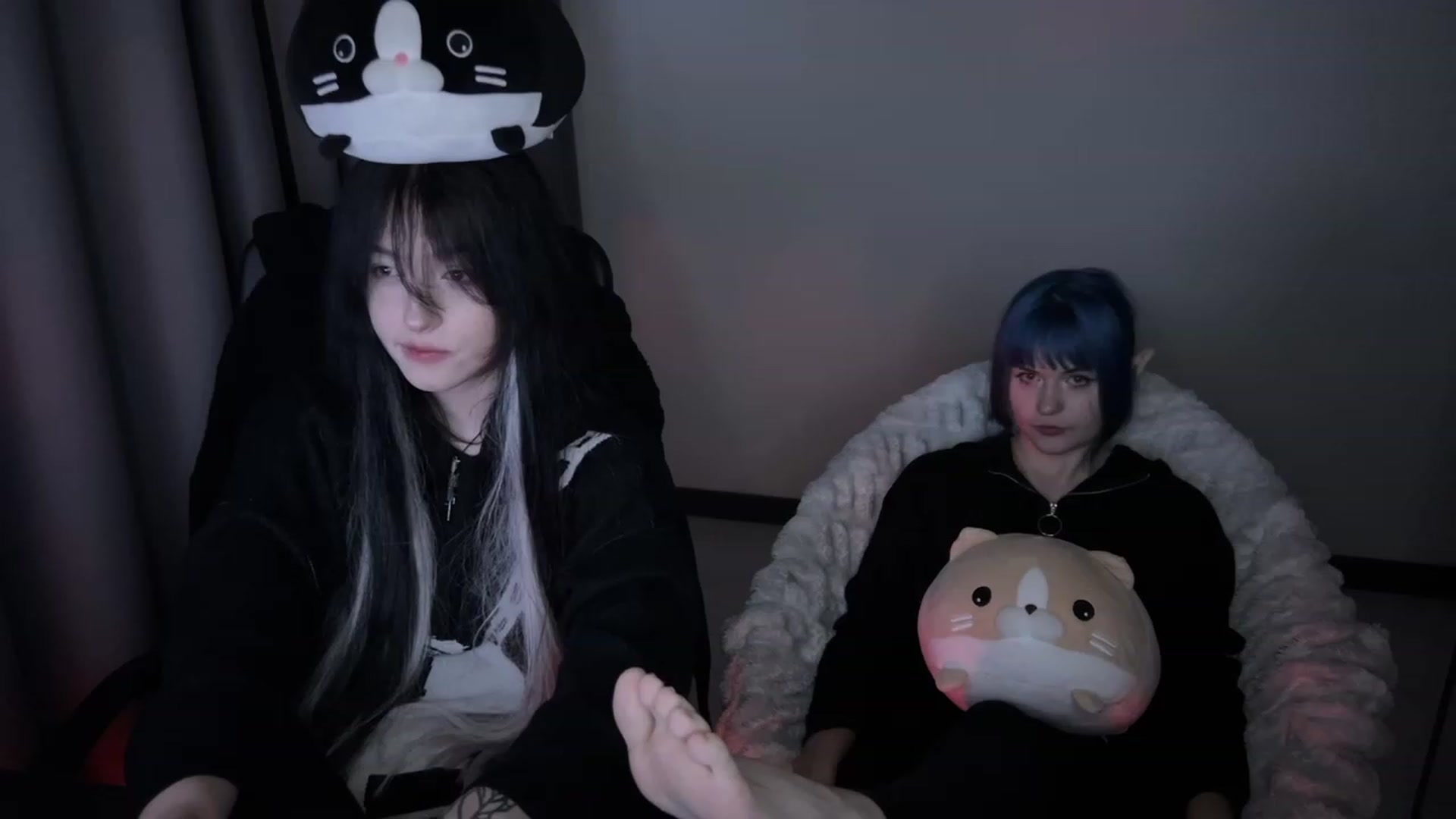 Gallery image thumbnail from Licorice_Alia's myfreecams stream on, 02/27/2024, 01:12 image 2 of 20