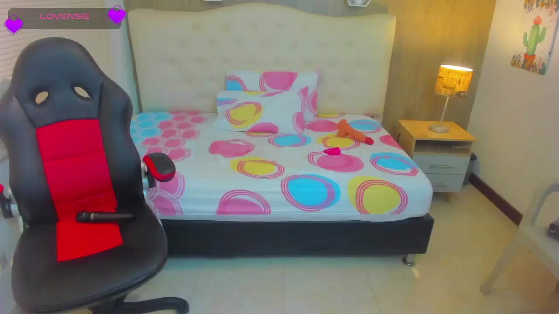 Gallery image thumbnail from LiilyWong's myfreecams stream on, 04/20/2025, 10:40 image 8 of 20