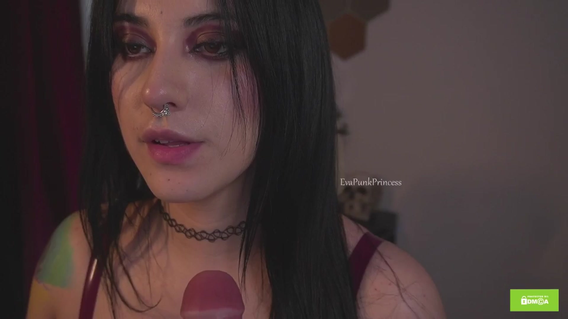 Gallery image thumbnail from Liittlebunny's myfreecams stream on, 07/25/2025, 13:13 image 9 of 20