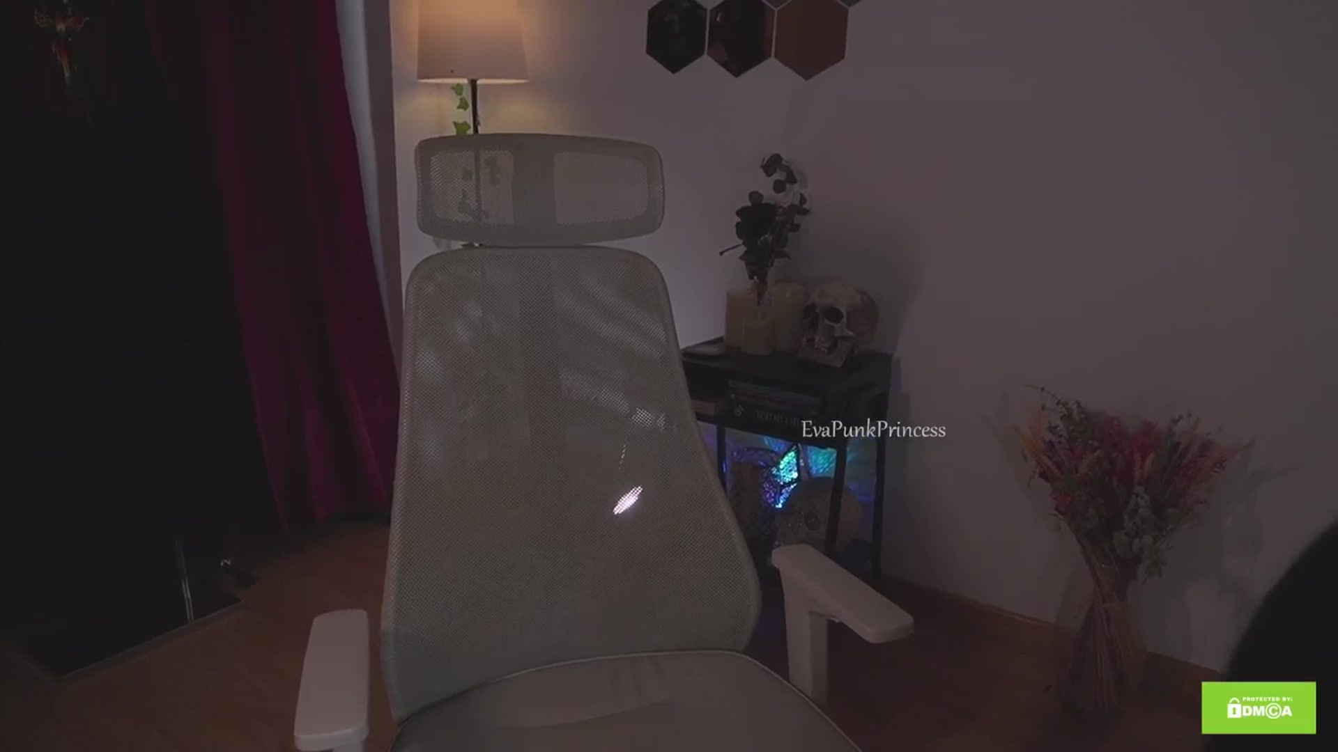 Gallery image thumbnail from Liittlebunny's myfreecams stream on, 07/31/2025, 13:50 image 9 of 20