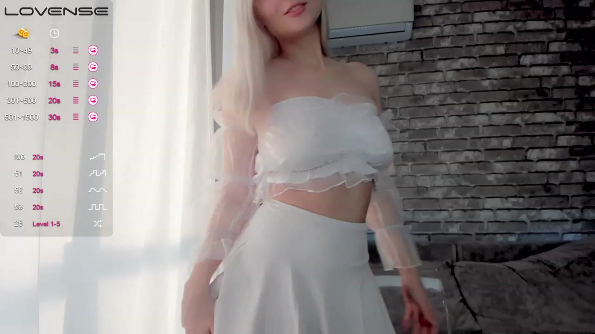 Gallery image thumbnail from LikaLighttt's myfreecams stream on, 11/21/2022, 04:08 image 1 of 20
