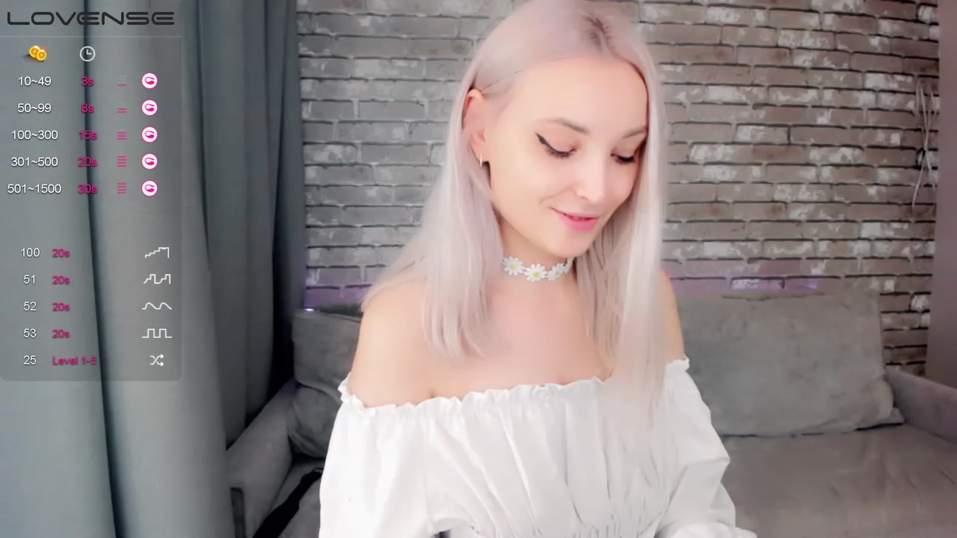 Gallery image thumbnail from LikaLighttt's myfreecams stream on, 12/05/2022, 07:41 image 6 of 20