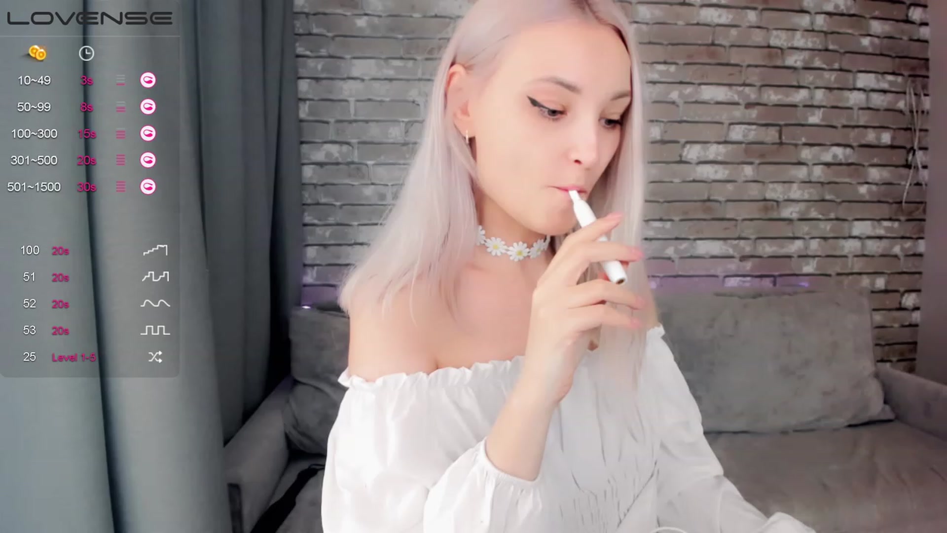 Gallery image thumbnail from LikaLighttt's myfreecams stream on, 12/05/2022, 07:41 image 5 of 20