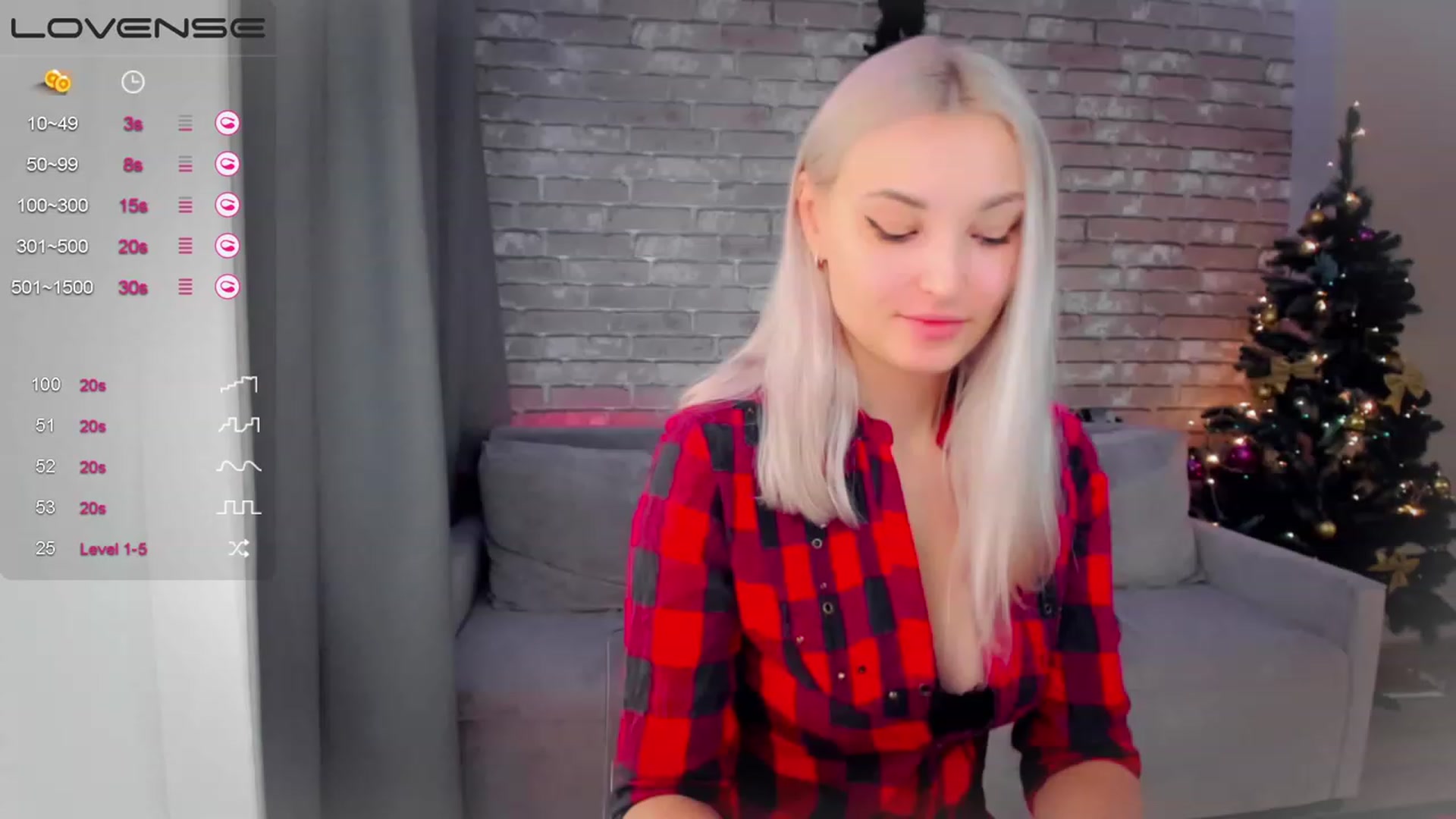 Gallery image thumbnail from LikaLighttt's myfreecams stream on, 12/12/2022, 04:17 image 1 of 20
